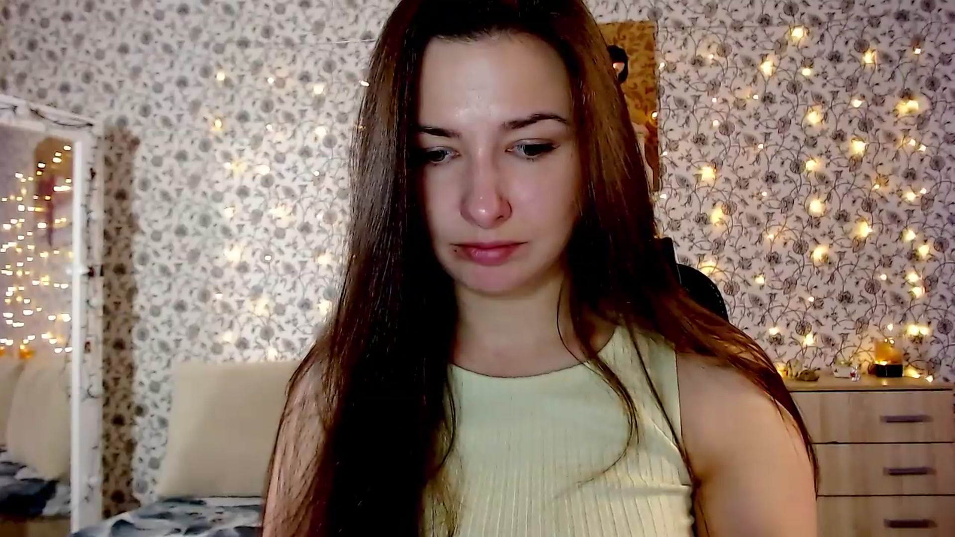 Gallery image thumbnail from RosieRosa's myfreecams stream on, 07/07/2026, 11:16 image 11 of 20