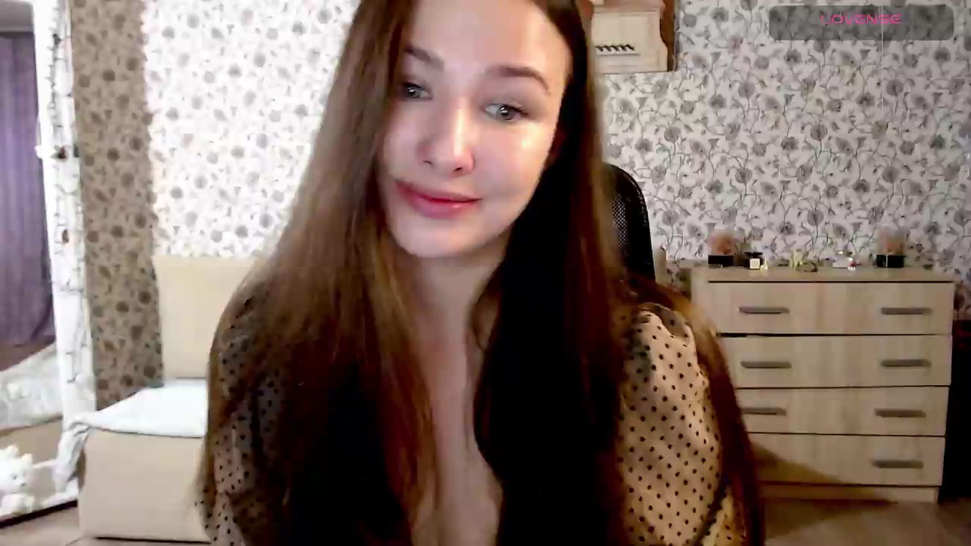 Gallery image thumbnail from RosieRosa's myfreecams stream on, 08/03/2026, 17:39 image 2 of 20
