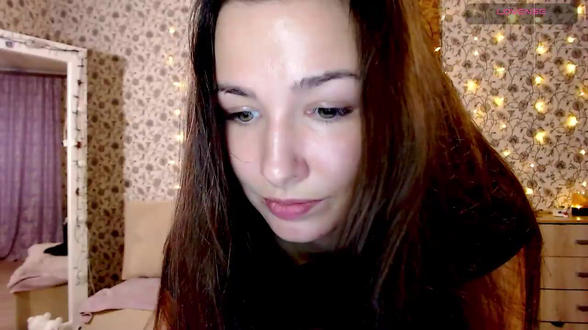 Gallery image thumbnail from RosieRosa's myfreecams stream on, 08/18/2026, 16:29 image 9 of 20
