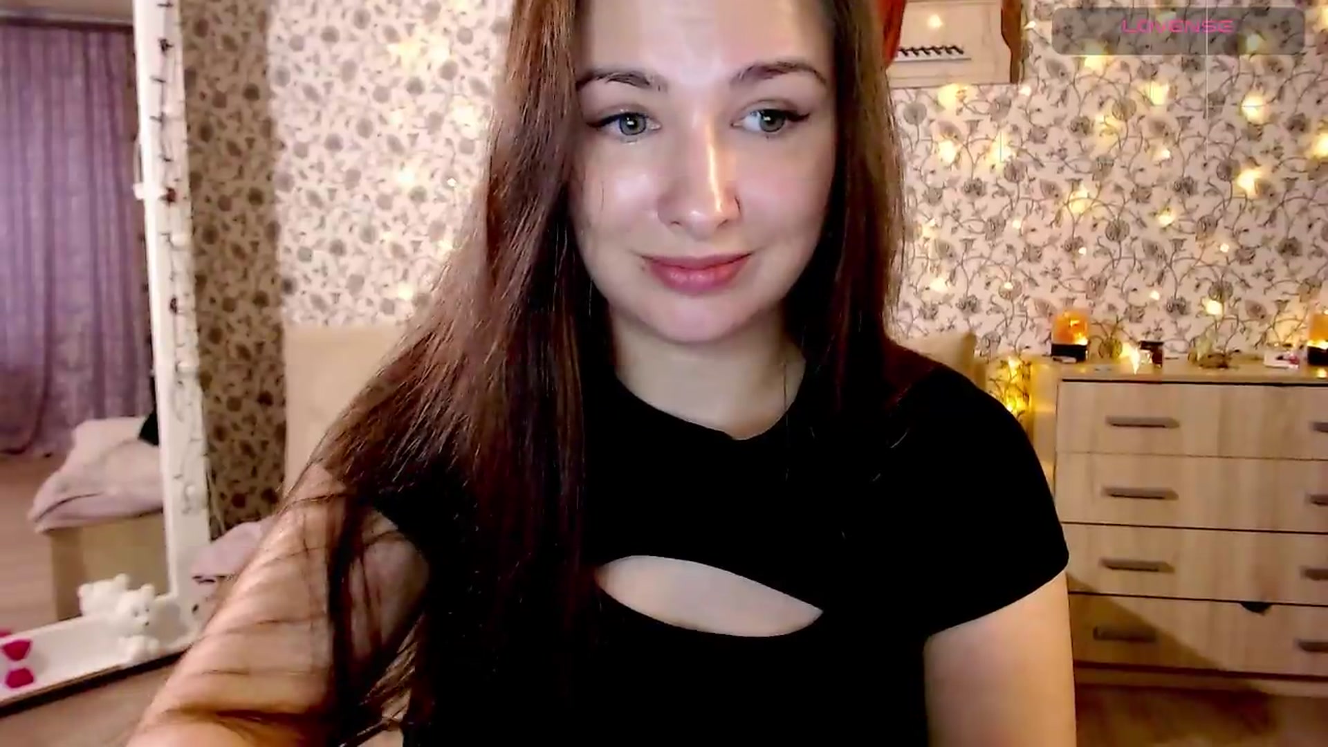 Gallery image thumbnail from RosieRosa's myfreecams stream on, 08/18/2026, 16:29 image 16 of 20