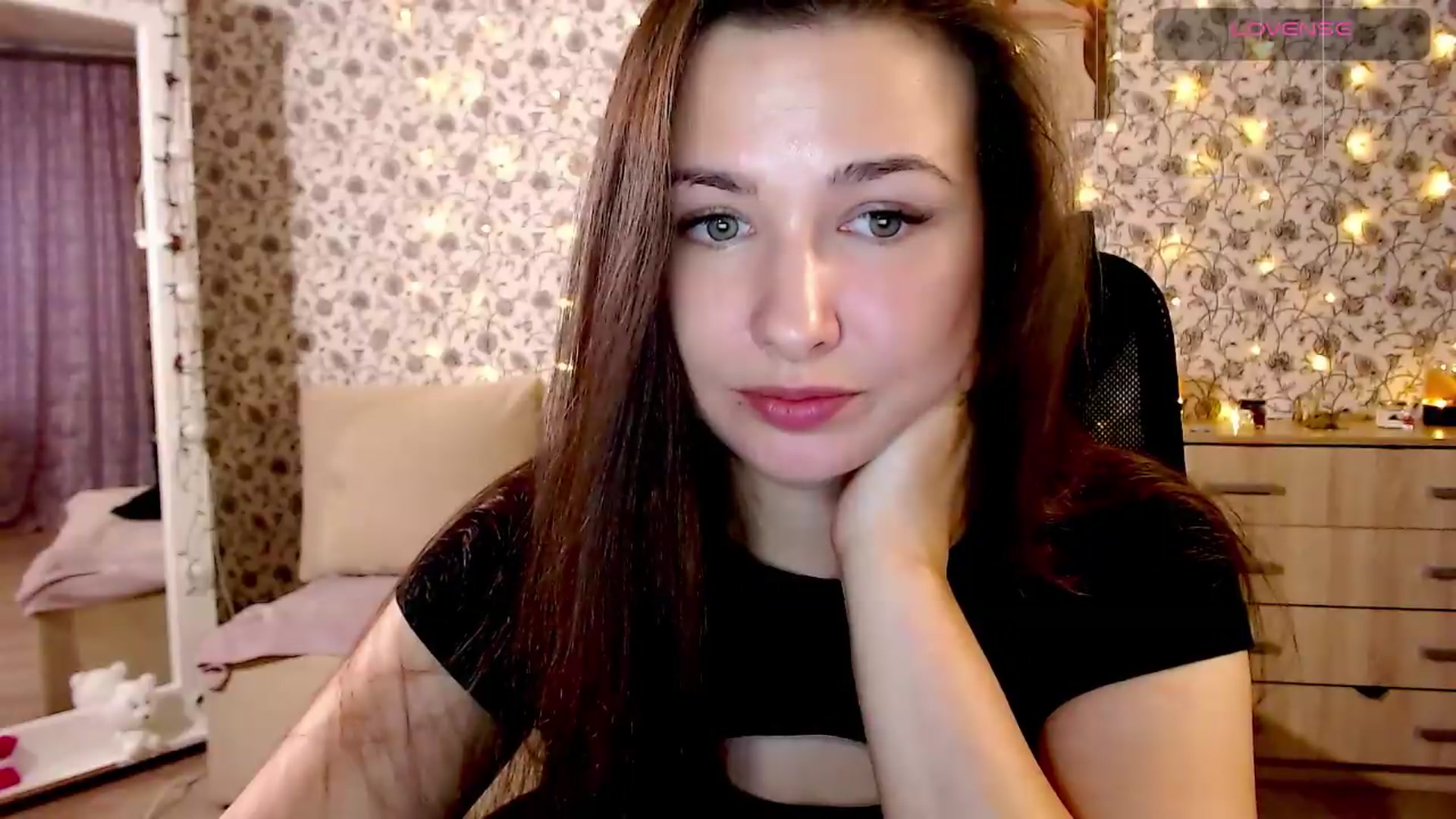 Gallery image thumbnail from RosieRosa's myfreecams stream on, 08/18/2026, 16:29 image 2 of 20