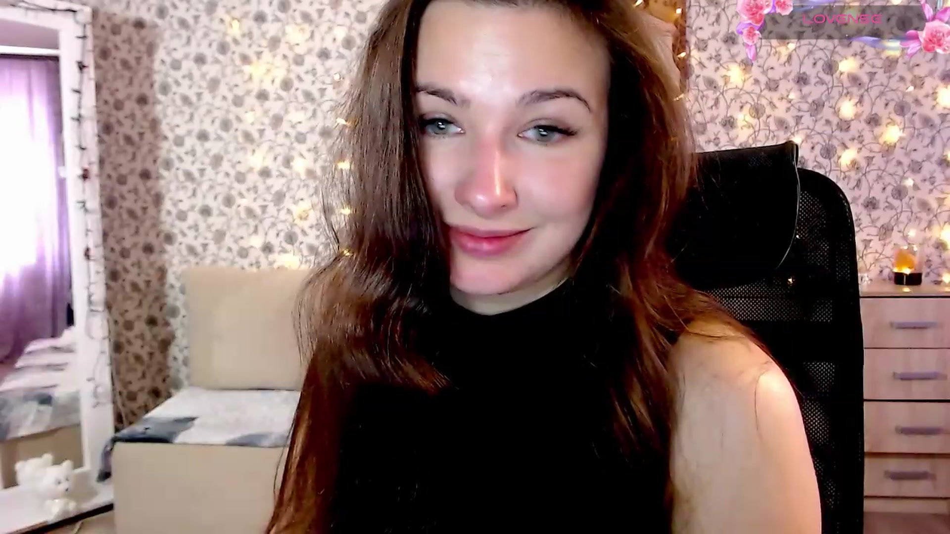 Gallery image thumbnail from RosieRosa's myfreecams stream on, 09/08/2026, 08:36 image 13 of 20