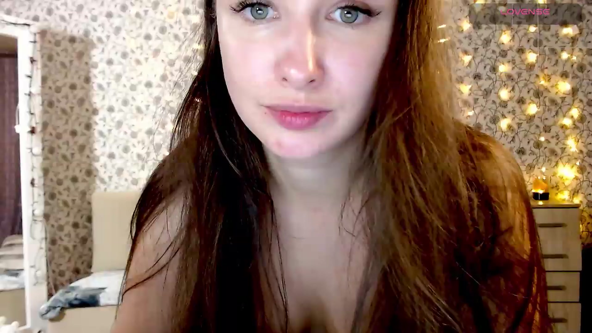 Gallery image thumbnail from RosieRosa's myfreecams stream on, 09/17/2026, 17:40 image 18 of 20