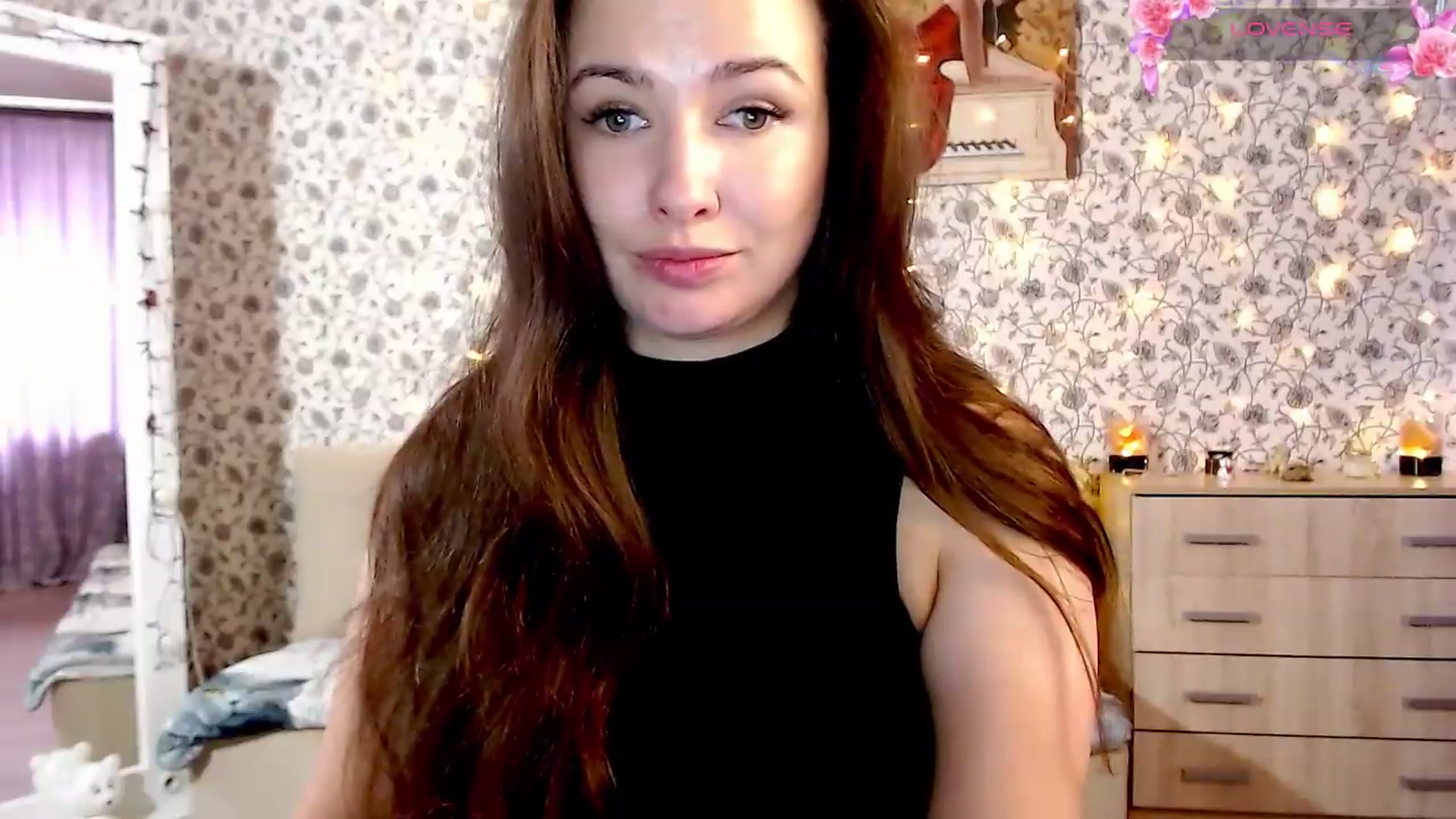 Gallery image thumbnail from RosieRosa's myfreecams stream on, 09/18/2026, 07:05 image 19 of 20
