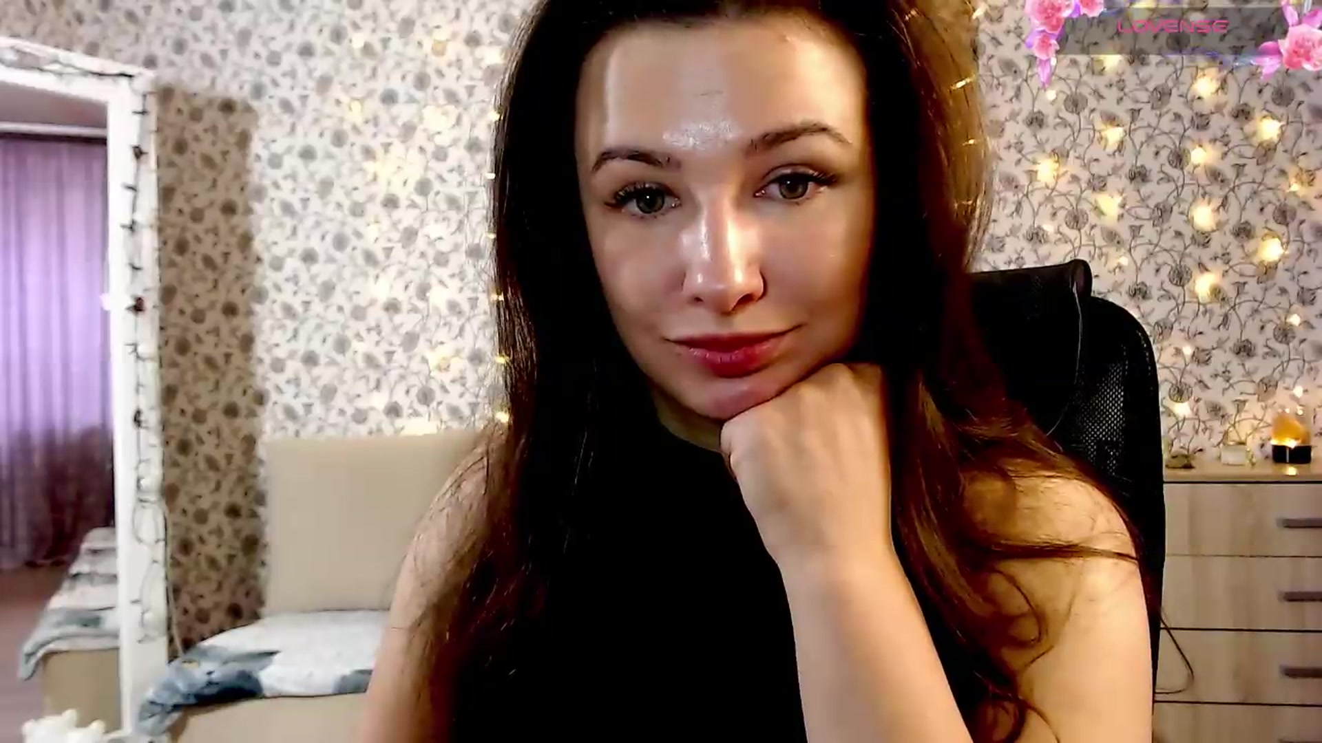 Gallery image thumbnail from RosieRosa's myfreecams stream on, 09/18/2026, 07:05 image 5 of 20