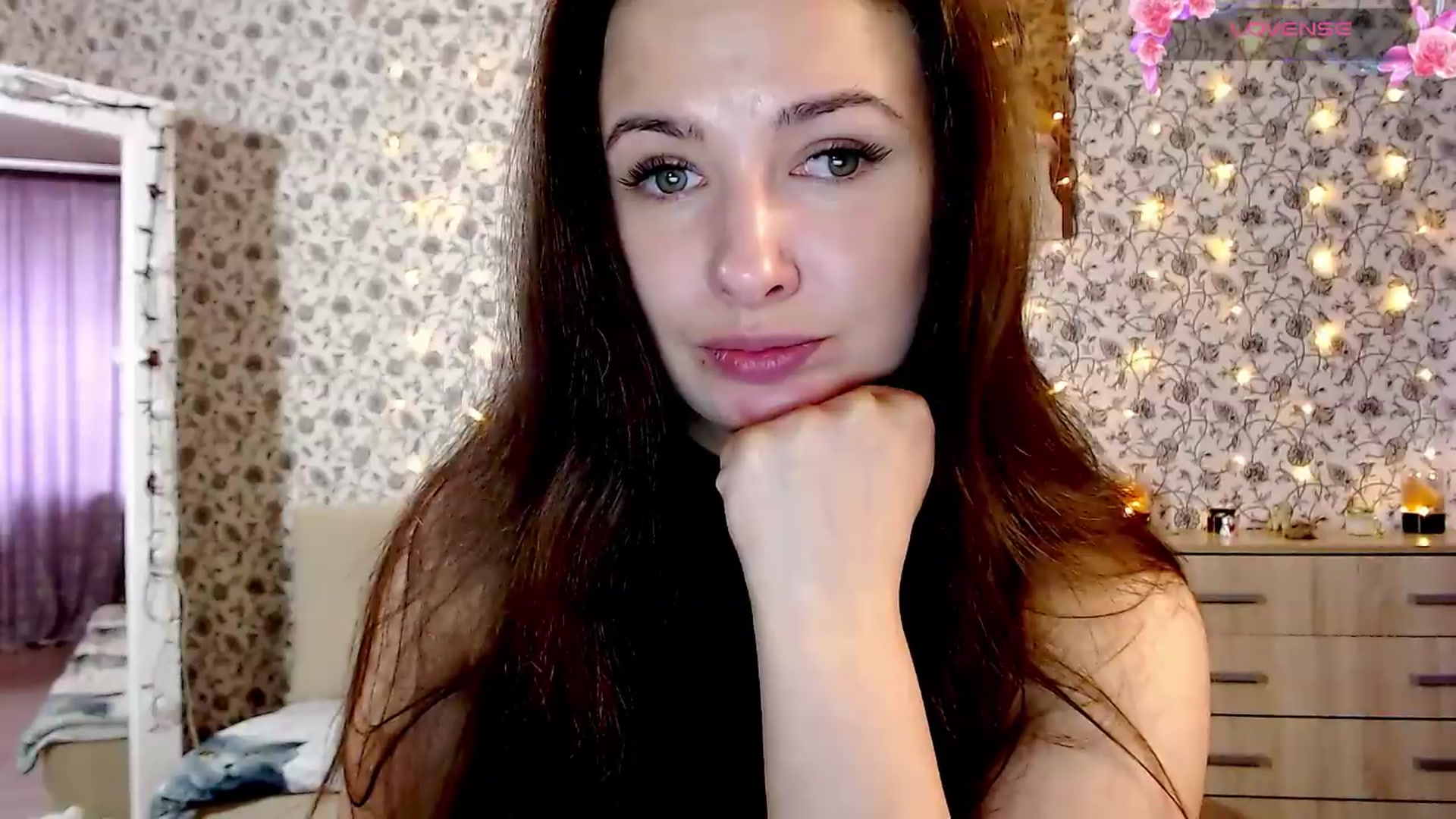 Gallery image thumbnail from RosieRosa's myfreecams stream on, 09/18/2026, 07:05 image 14 of 20