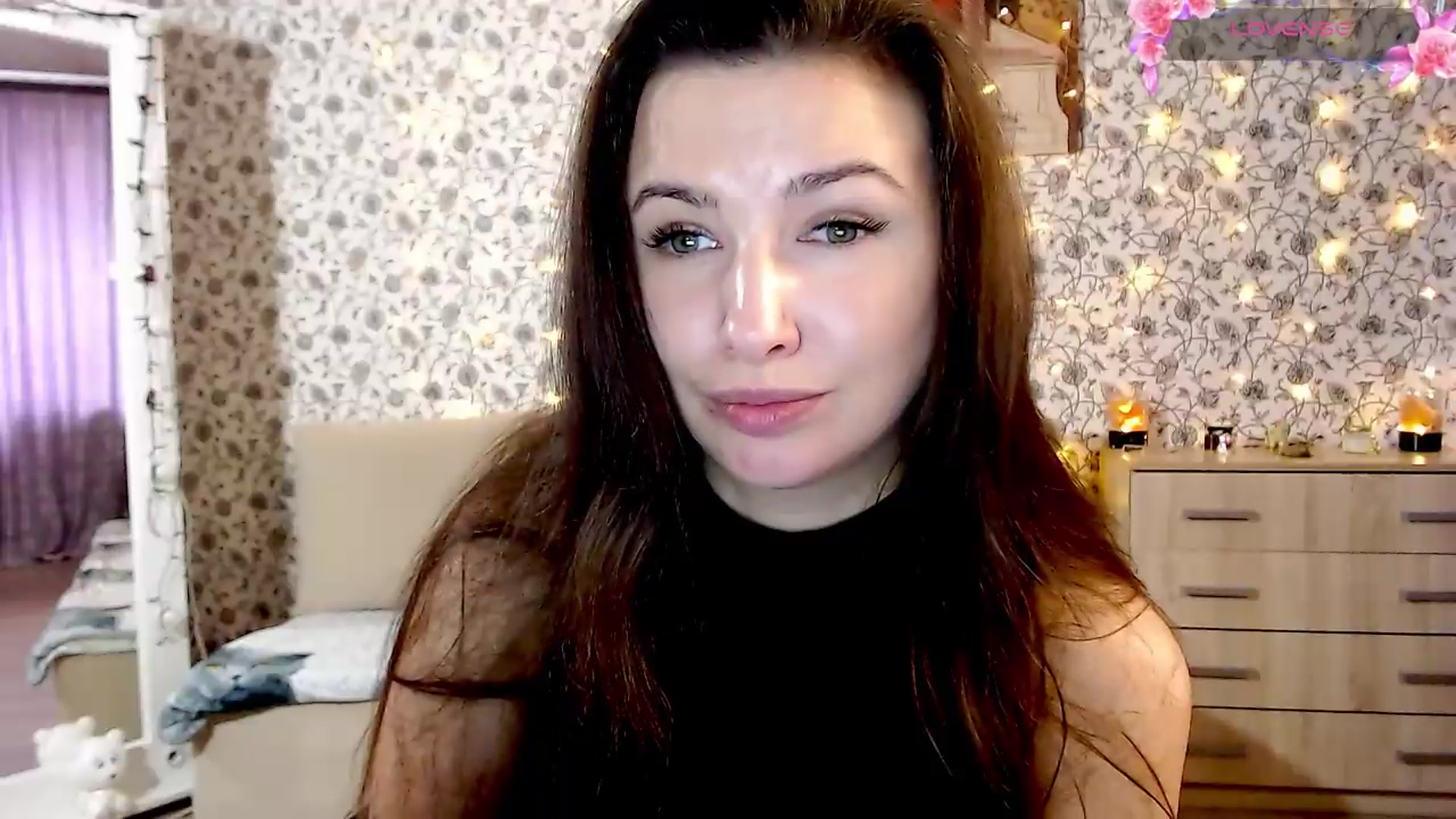 Gallery image thumbnail from RosieRosa's myfreecams stream on, 09/18/2026, 07:05 image 8 of 20