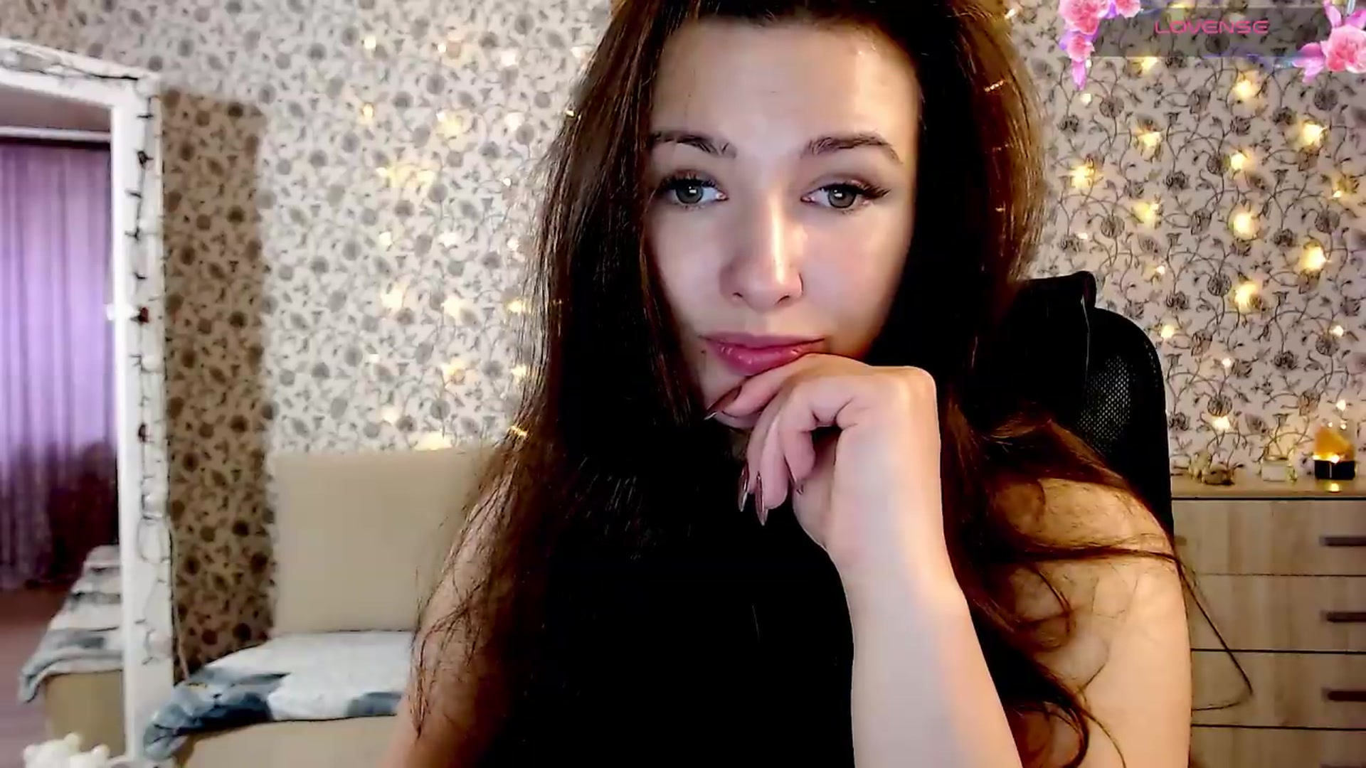 Gallery image thumbnail from RosieRosa's myfreecams stream on, 09/18/2026, 07:05 image 3 of 20
