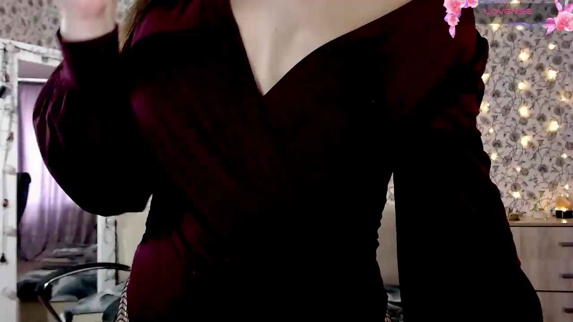 Gallery image thumbnail from RosieRosa's myfreecams stream on, 09/22/2026, 07:05 image 12 of 20