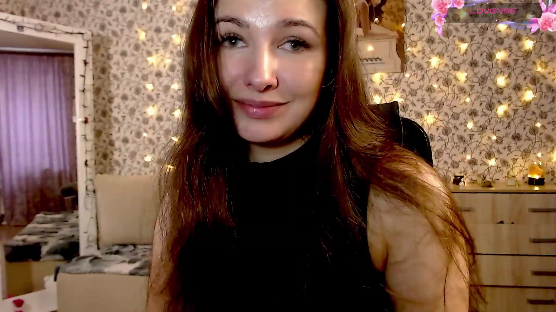 Gallery image thumbnail from RosieRosa's myfreecams stream on, 09/26/2026, 11:17 image 9 of 20