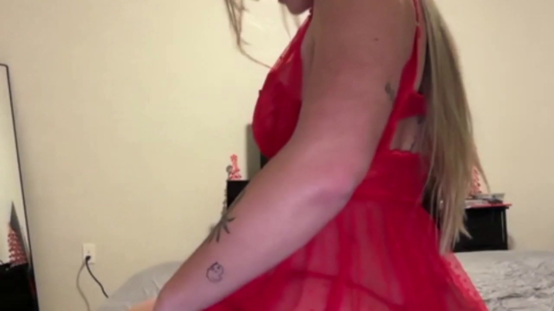 Gallery image thumbnail from Rosiecheeks's myfreecams stream on, 12/23/2025, 01:03 image 1 of 20