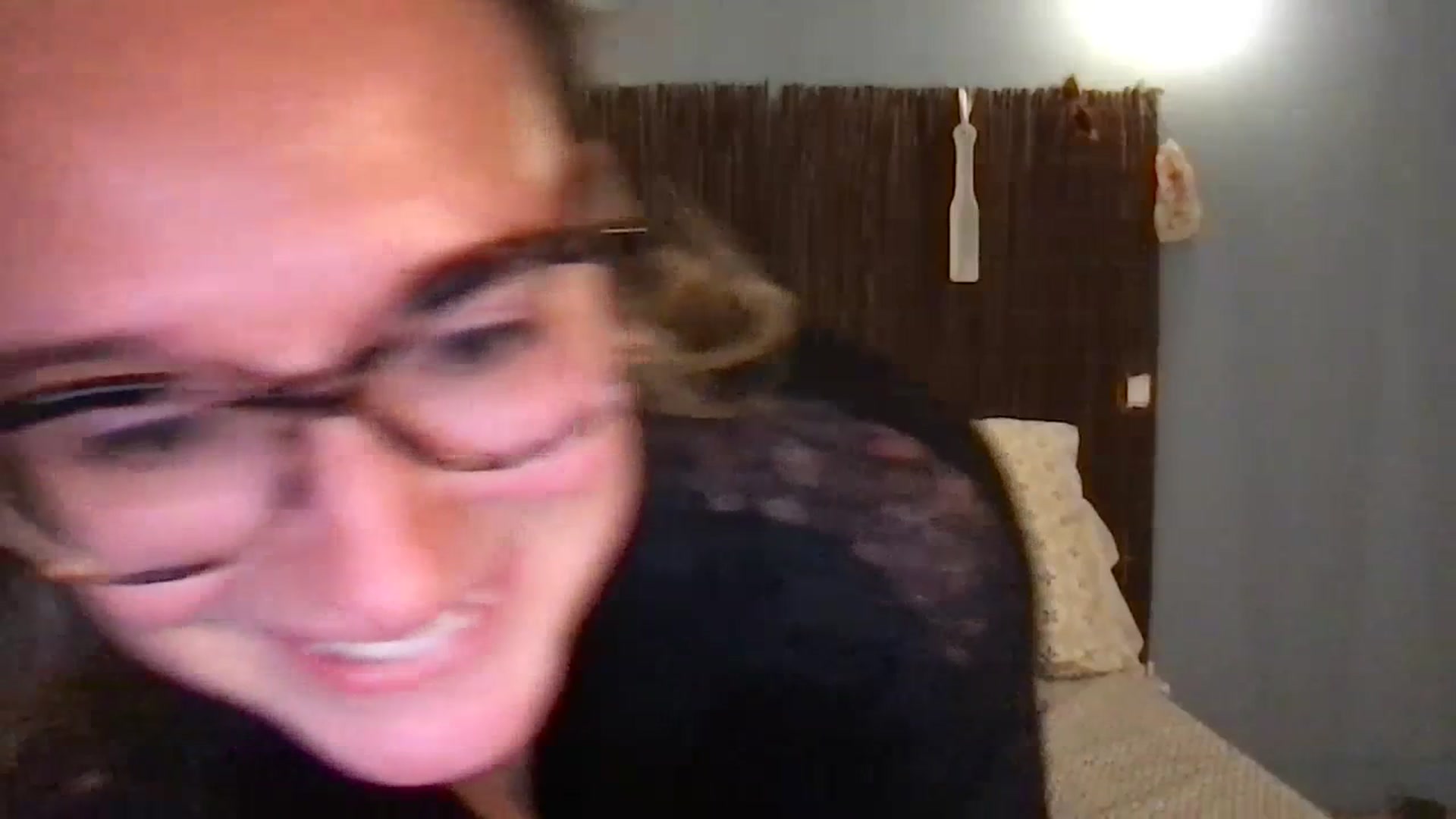 Gallery image thumbnail from RosieeSunday's myfreecams stream on, 07/01/2023, 19:31 image 9 of 20