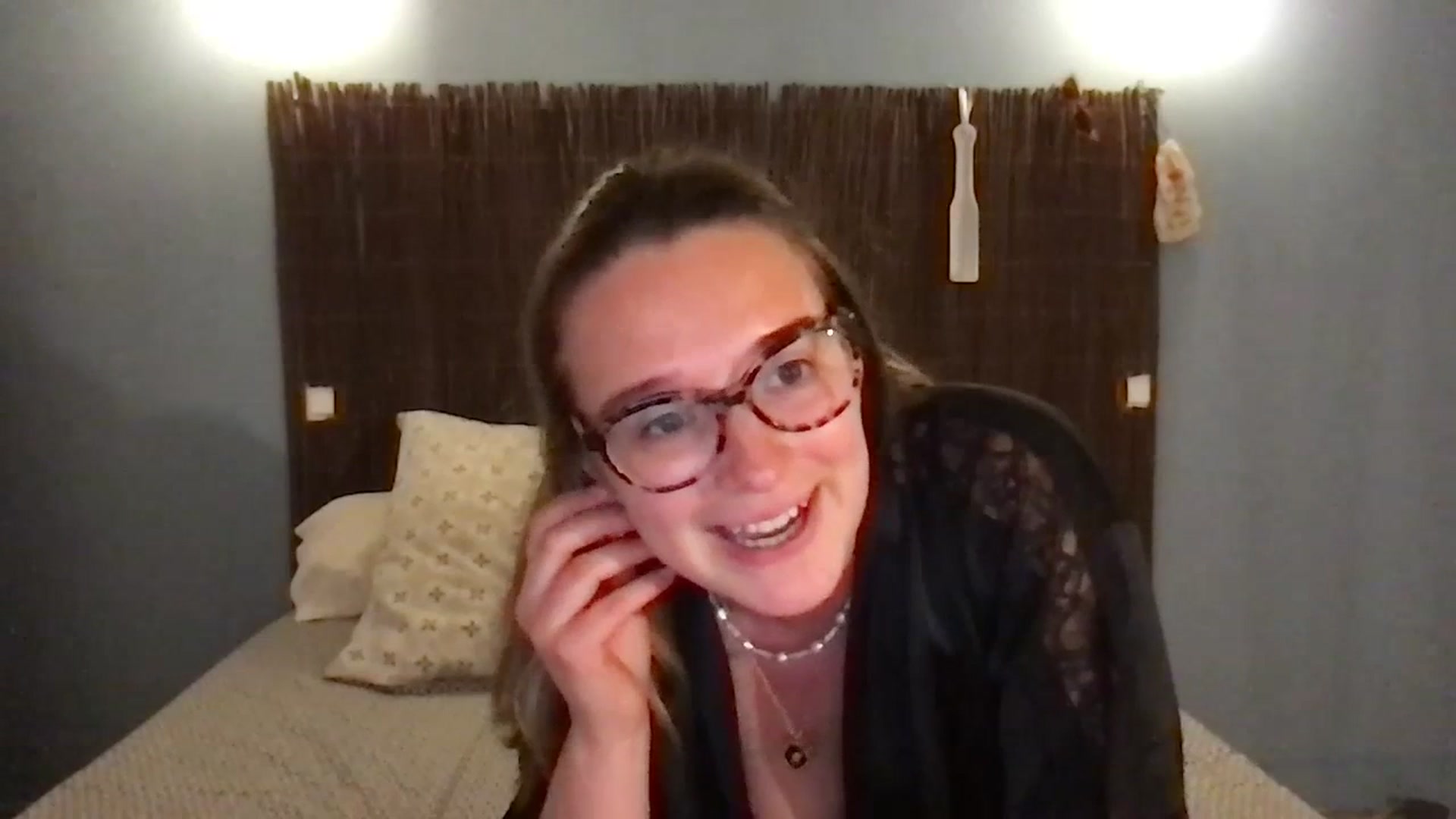 Gallery image thumbnail from RosieeSunday's myfreecams stream on, 07/01/2023, 19:31 image 14 of 20