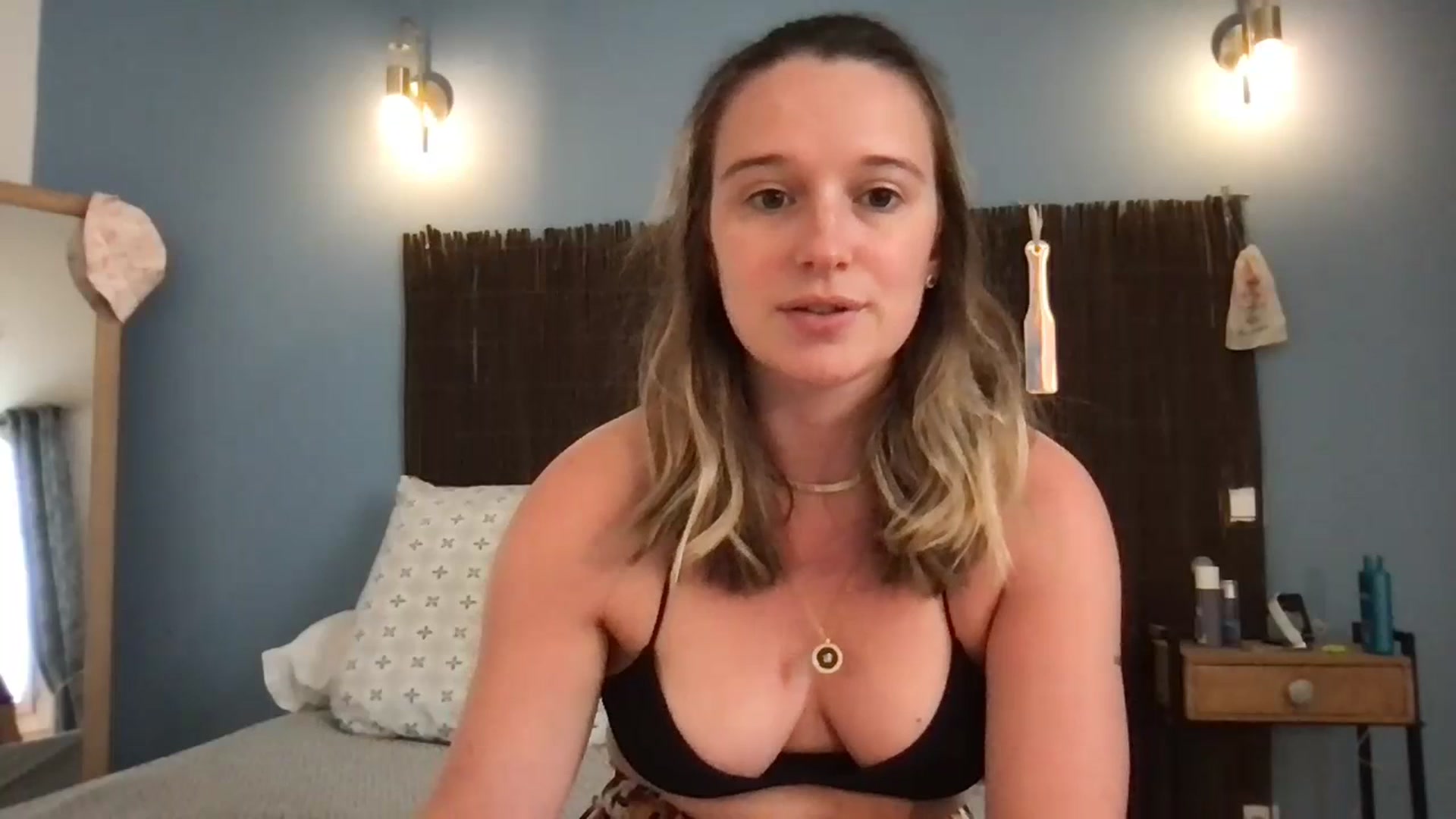 Gallery image thumbnail from RosieeSunday's myfreecams stream on, 07/04/2023, 10:54 image 2 of 20
