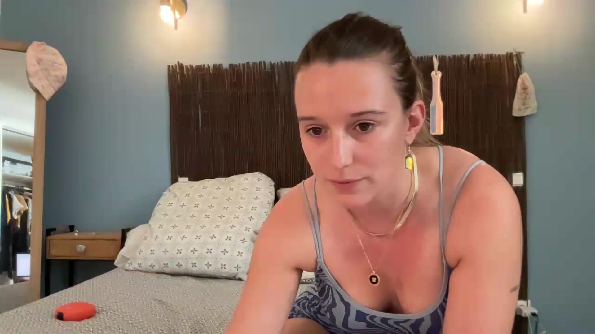 Gallery image thumbnail from RosieeSunday's myfreecams stream on, 07/05/2023, 11:07 image 19 of 20