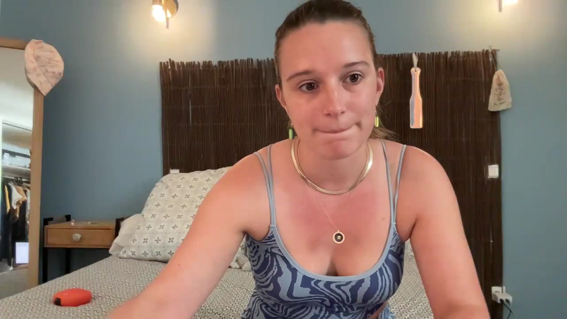 Gallery image thumbnail from RosieeSunday's myfreecams stream on, 07/05/2023, 11:07 image 11 of 20