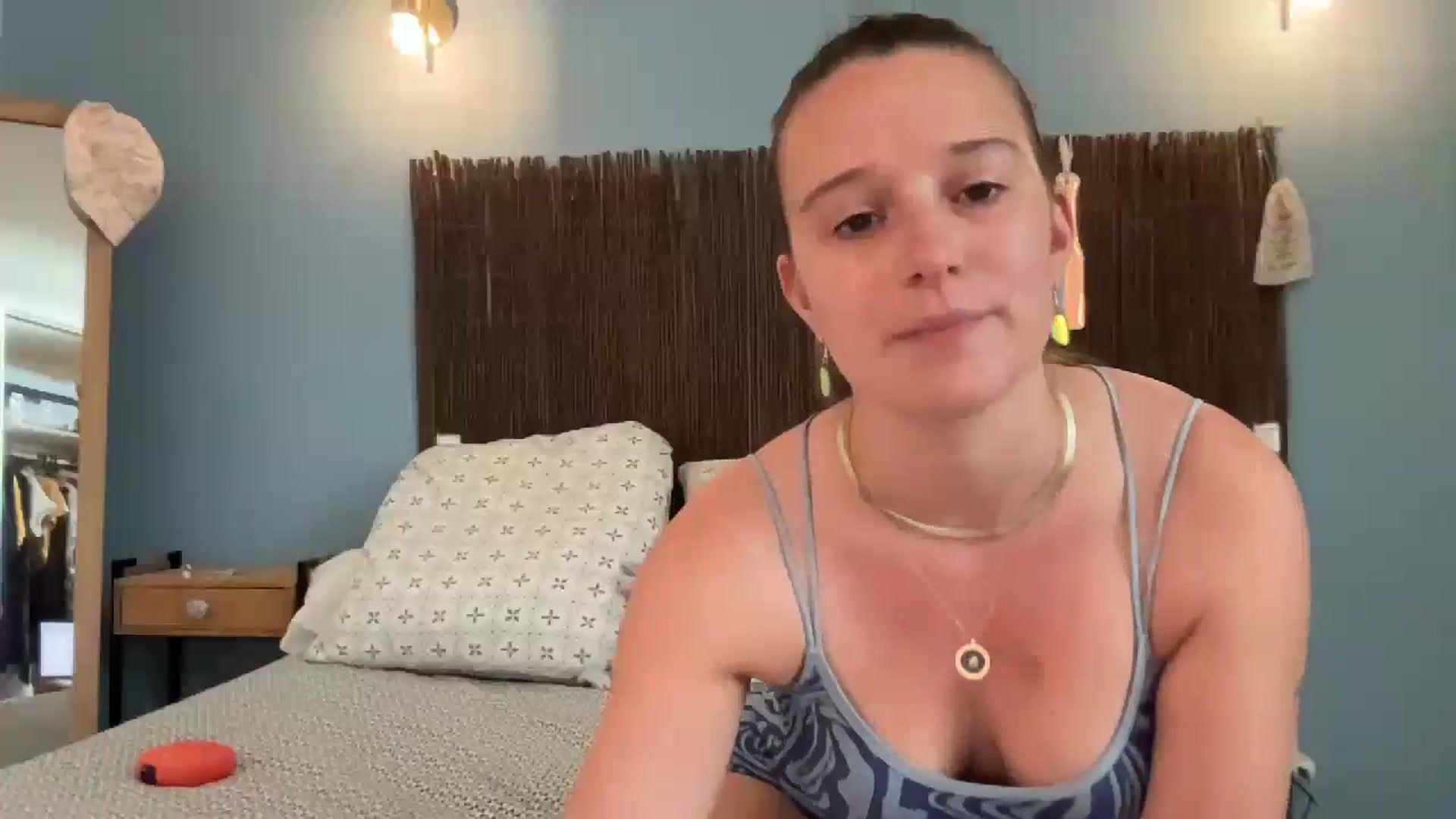 Gallery image thumbnail from RosieeSunday's myfreecams stream on, 07/05/2023, 11:07 image 2 of 20