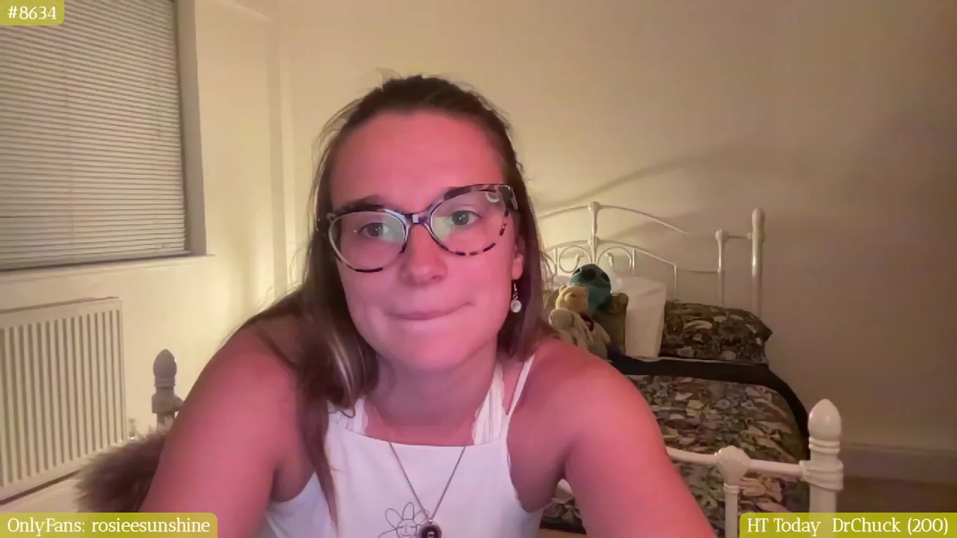 Gallery image thumbnail from RosieeSunday's myfreecams stream on, 08/09/2023, 21:29 image 9 of 20