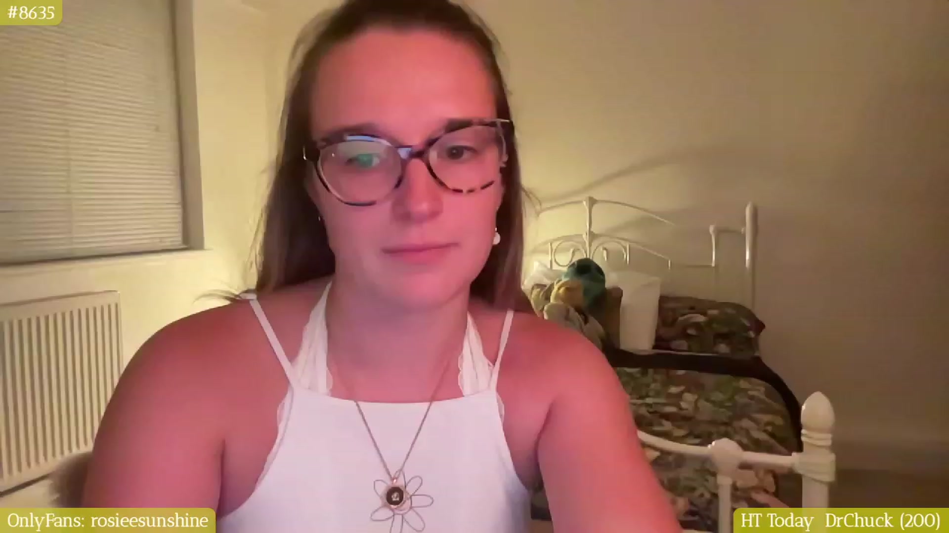Gallery image thumbnail from RosieeSunday's myfreecams stream on, 08/09/2023, 21:29 image 7 of 20