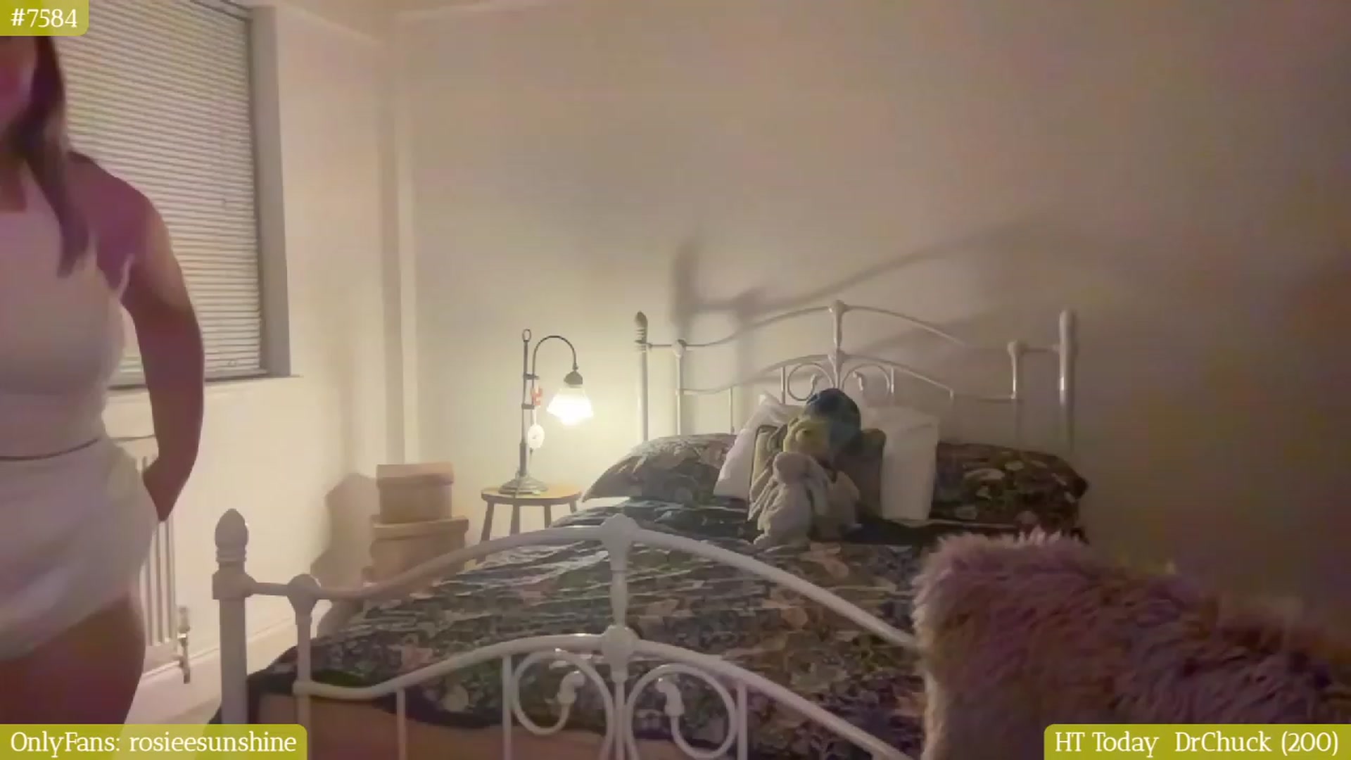 Gallery image thumbnail from RosieeSunday's myfreecams stream on, 08/09/2023, 21:29 image 14 of 20