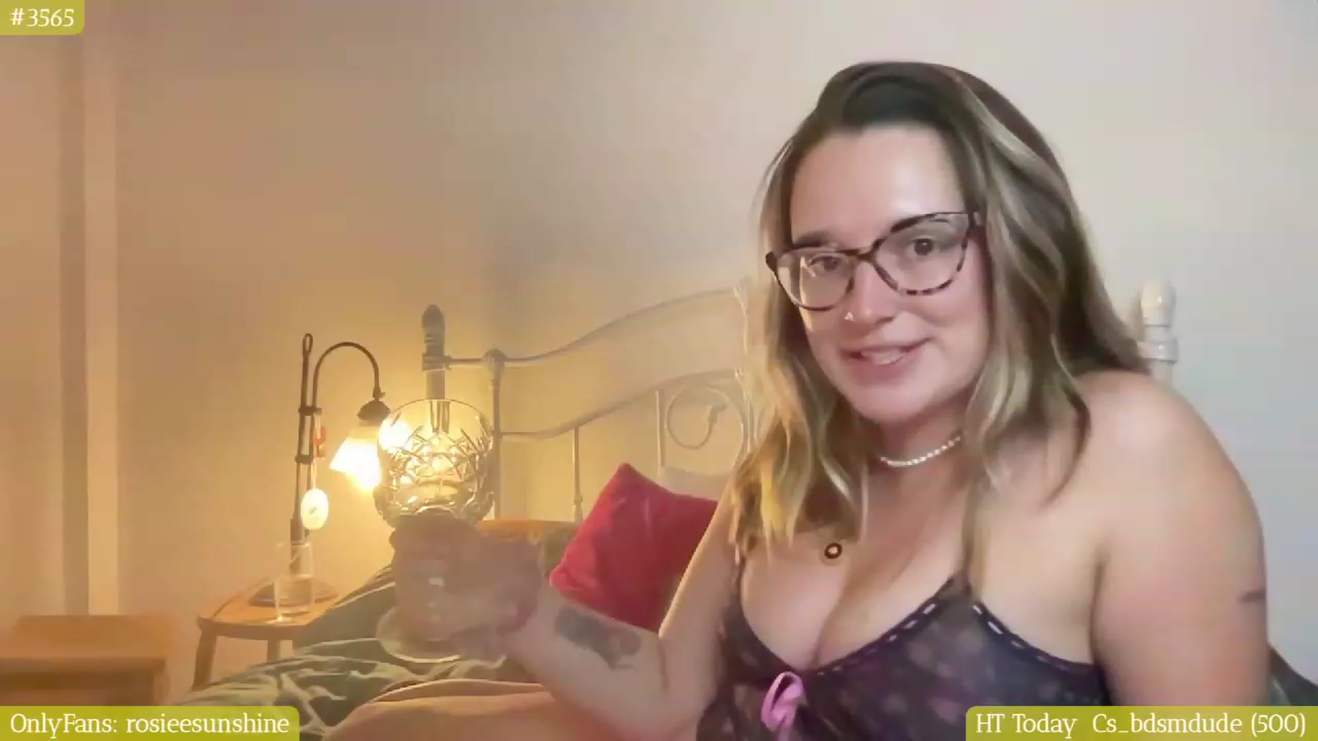 Gallery image thumbnail from RosieeSunday's myfreecams stream on, 09/04/2023, 23:15 image 6 of 20