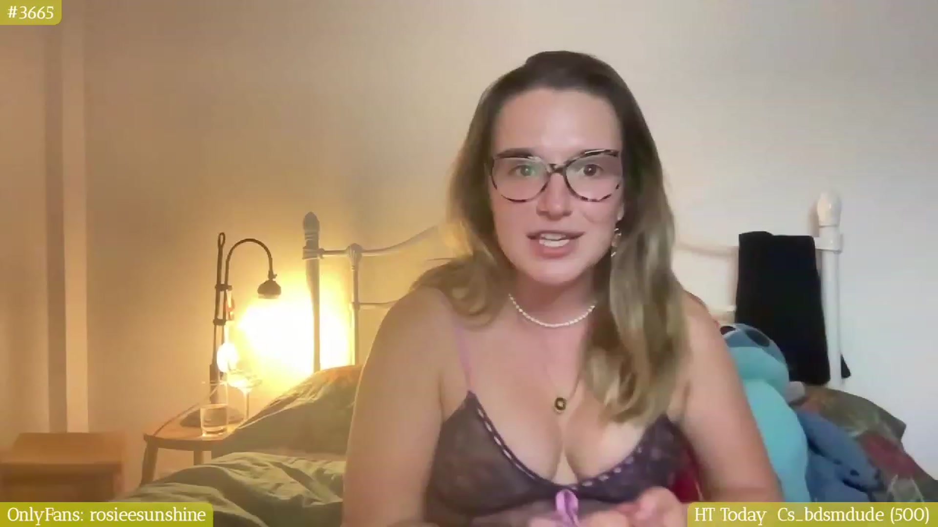 Gallery image thumbnail from RosieeSunday's myfreecams stream on, 09/04/2023, 23:15 image 4 of 20