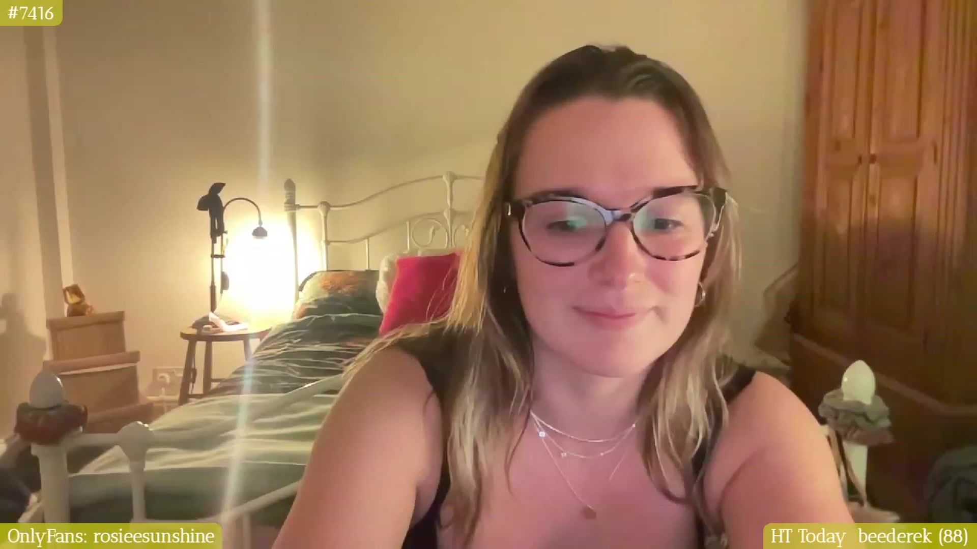 Gallery image thumbnail from RosieeSunday's myfreecams stream on, 10/30/2023, 23:28 image 3 of 20