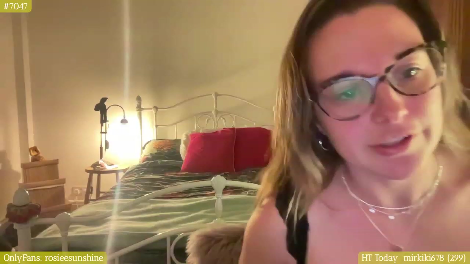 Gallery image thumbnail from RosieeSunday's myfreecams stream on, 10/30/2023, 23:28 image 14 of 20