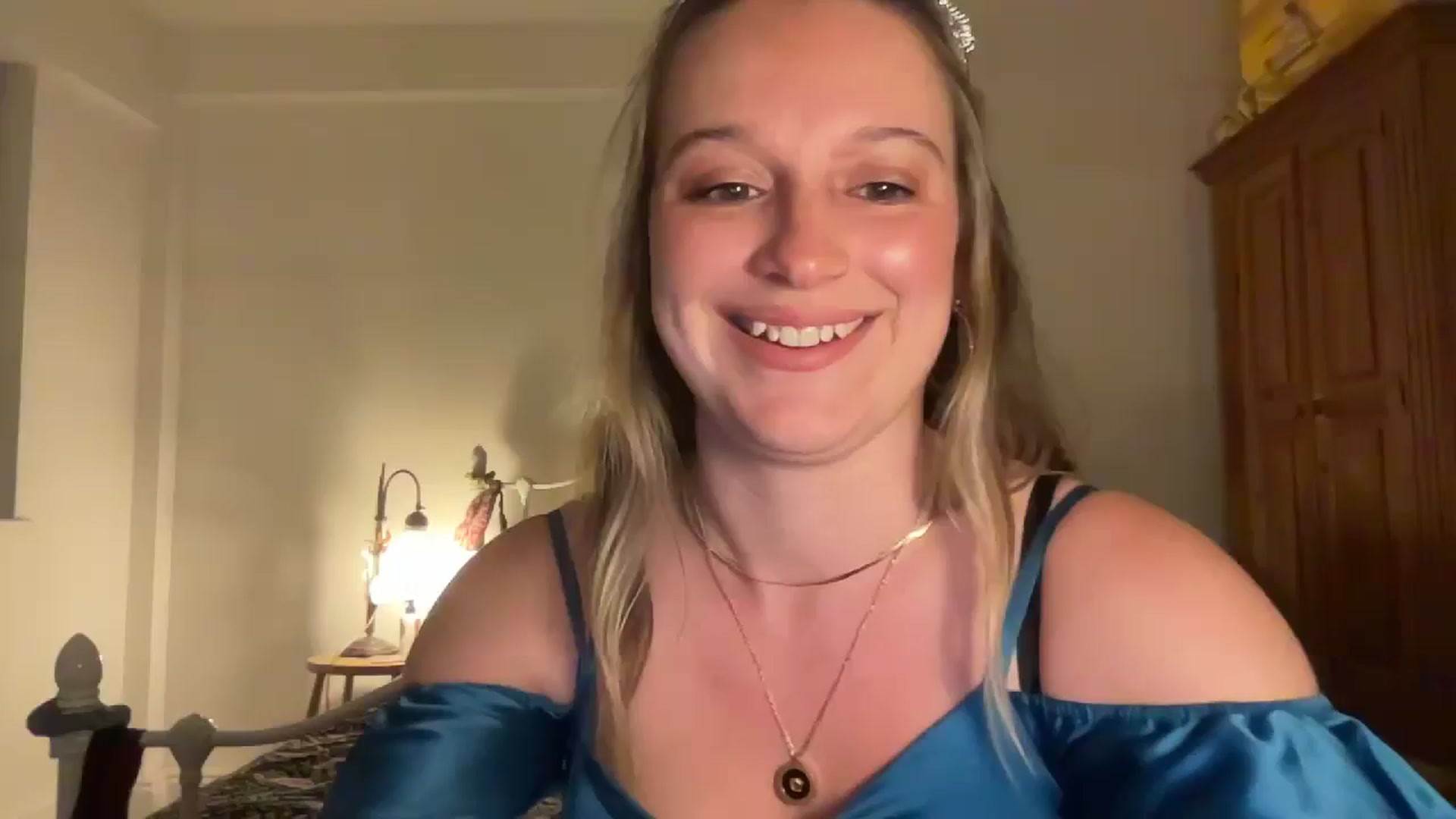 Gallery image thumbnail from RosieeSunday's myfreecams stream on, 05/14/2024, 23:18 image 1 of 20