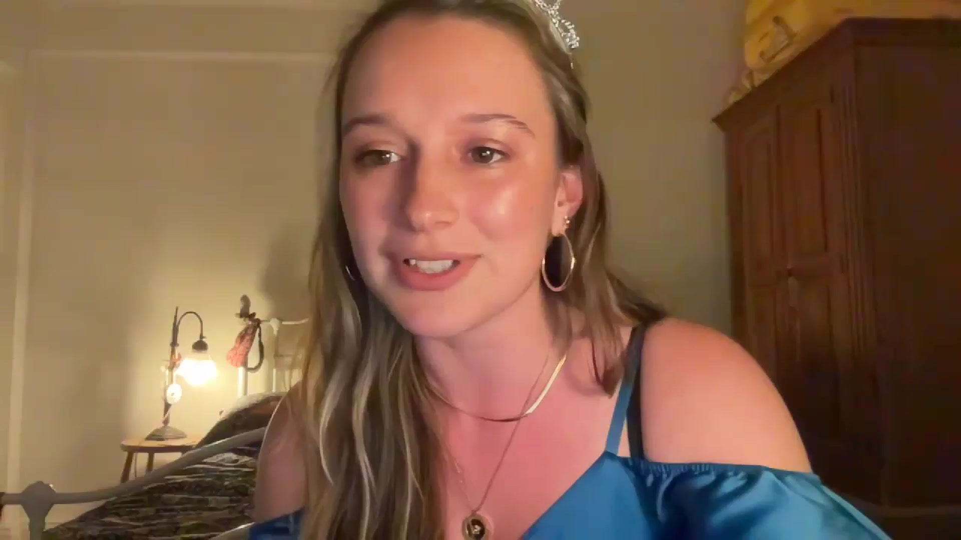 Gallery image thumbnail from RosieeSunday's myfreecams stream on, 05/14/2024, 23:18 image 15 of 20