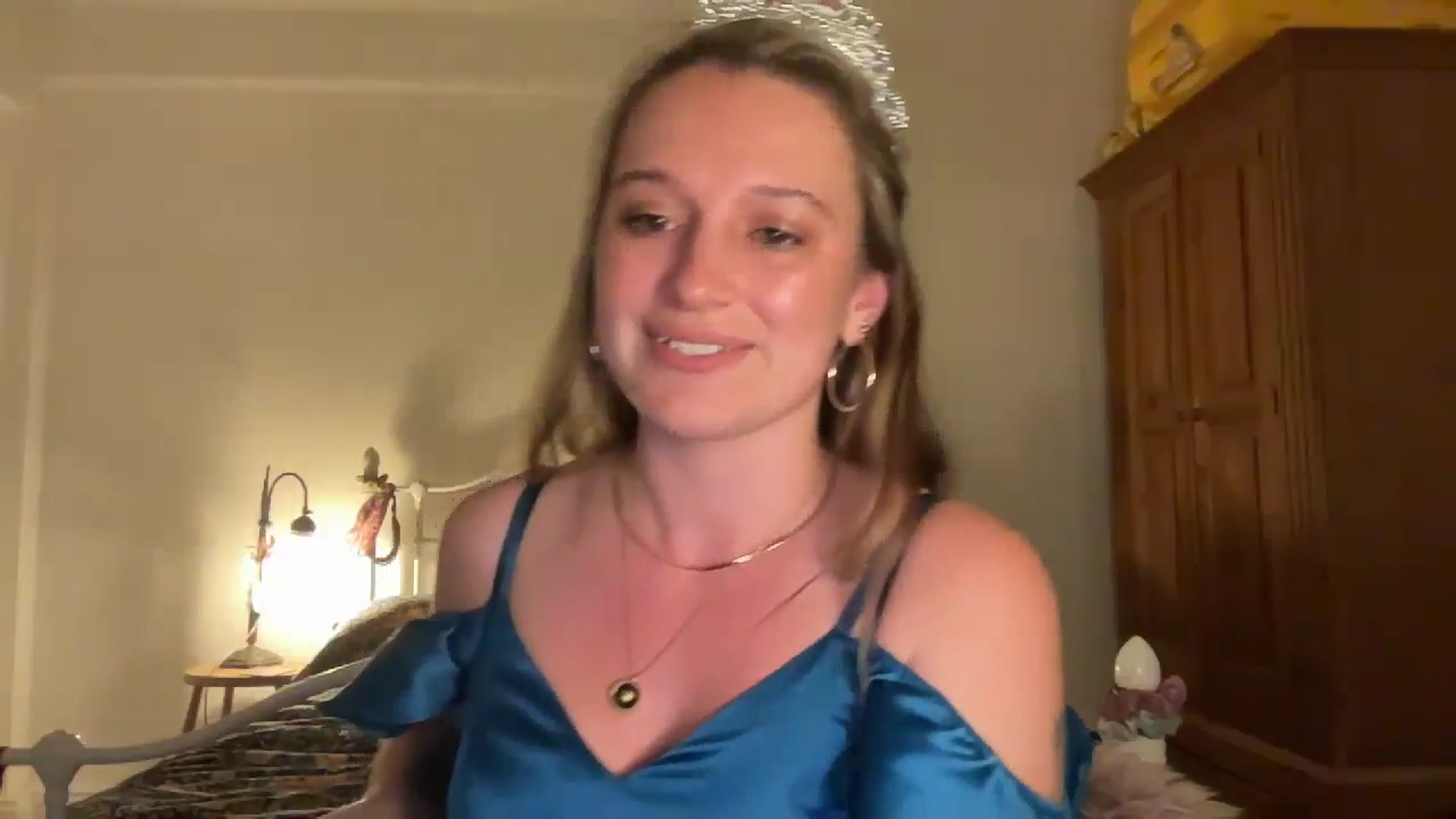 Gallery image thumbnail from RosieeSunday's myfreecams stream on, 05/14/2024, 23:18 image 16 of 20