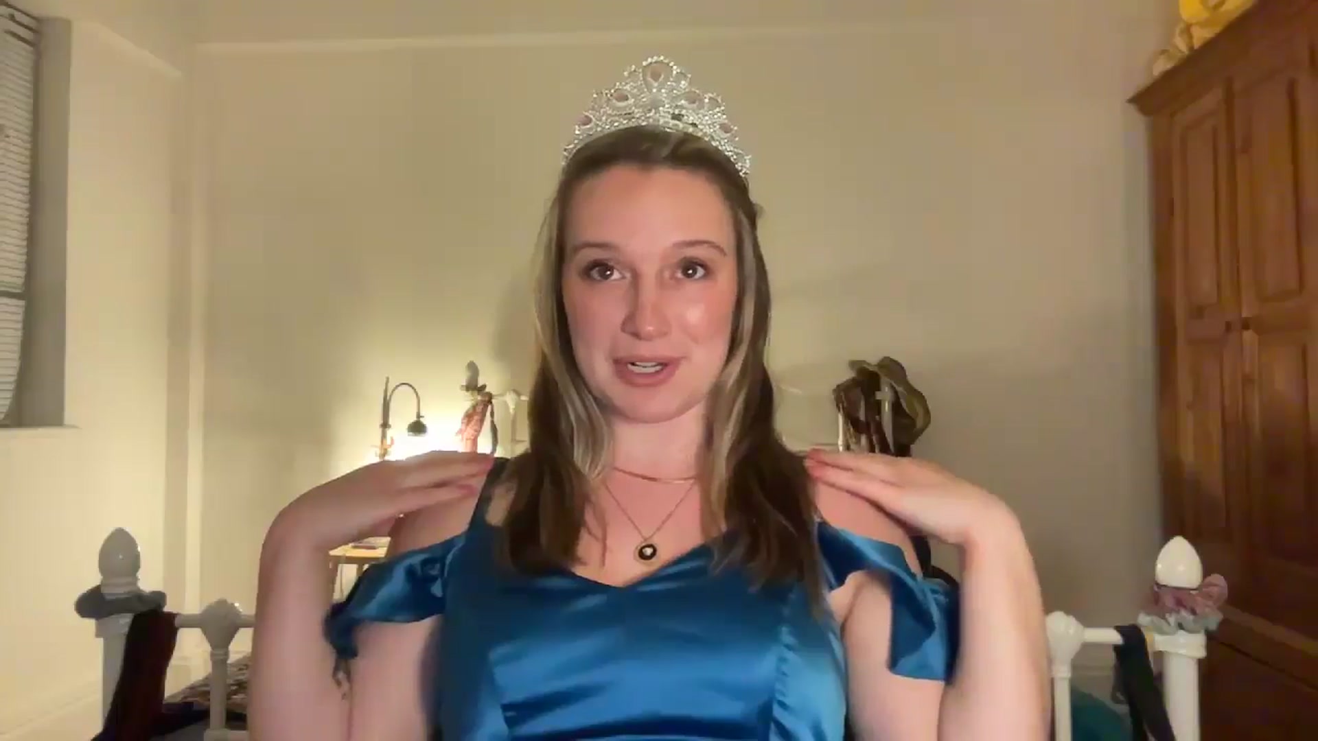 Gallery image thumbnail from RosieeSunday's myfreecams stream on, 05/14/2024, 23:18 image 7 of 20