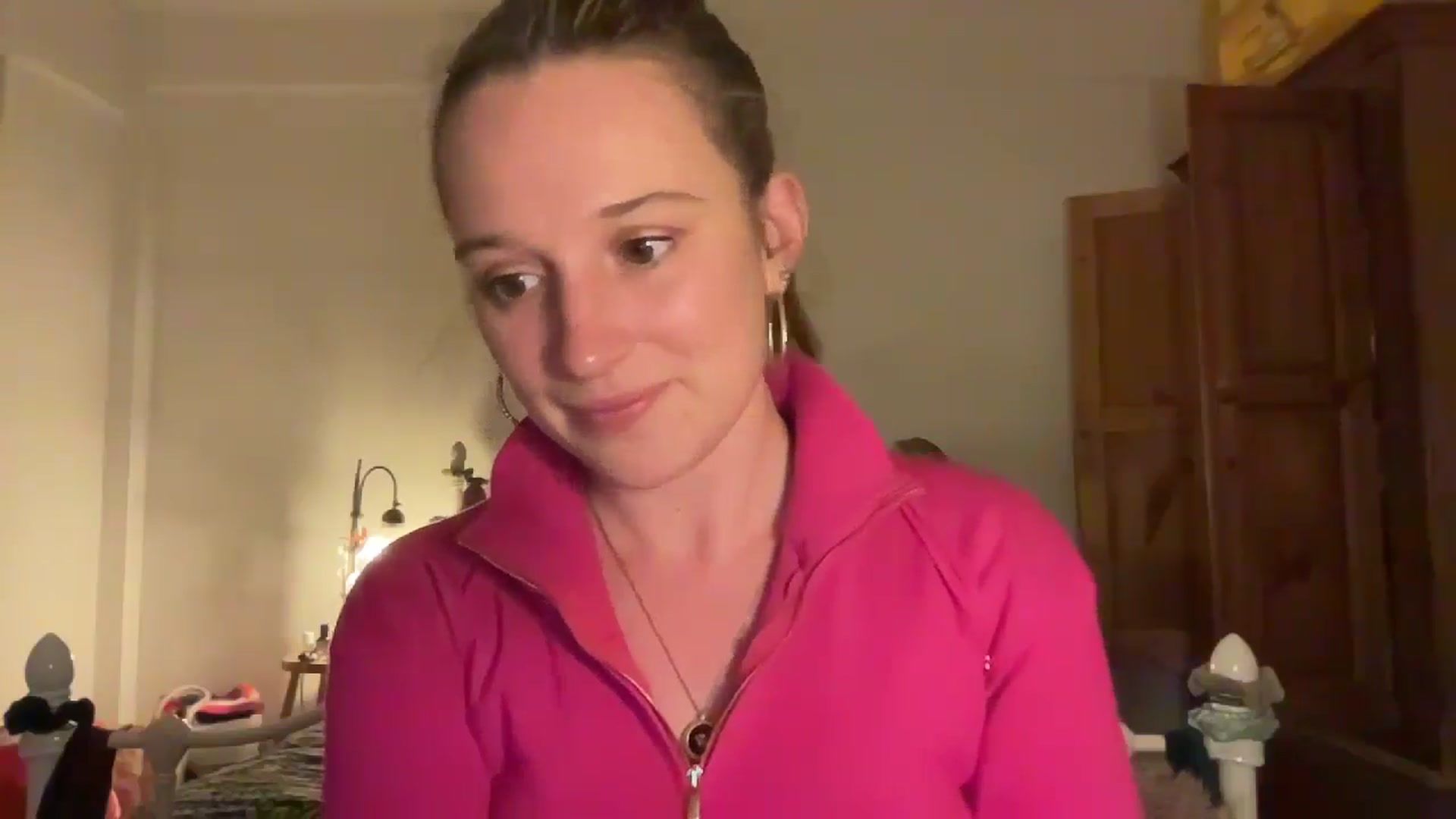 Gallery image thumbnail from RosieeSunday's myfreecams stream on, 05/16/2024, 23:19 image 15 of 20