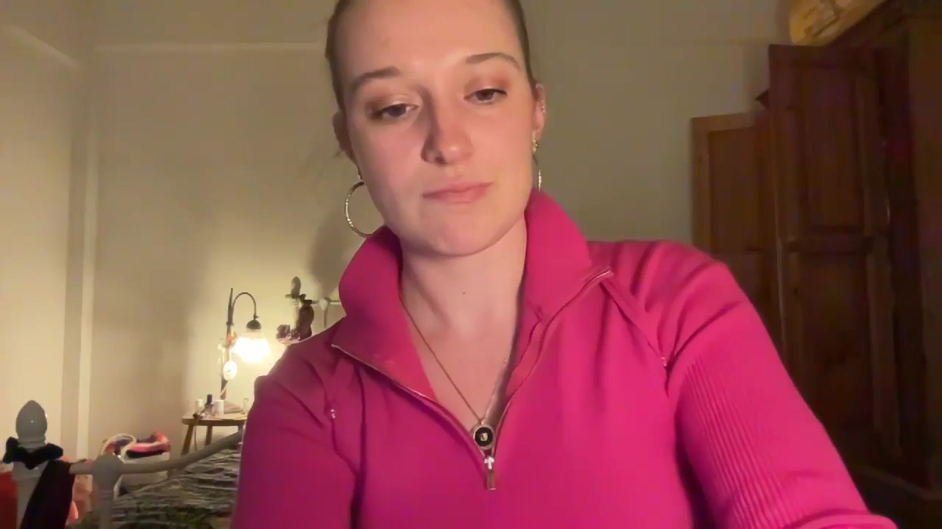 Gallery image thumbnail from RosieeSunday's myfreecams stream on, 05/16/2024, 23:19 image 19 of 20
