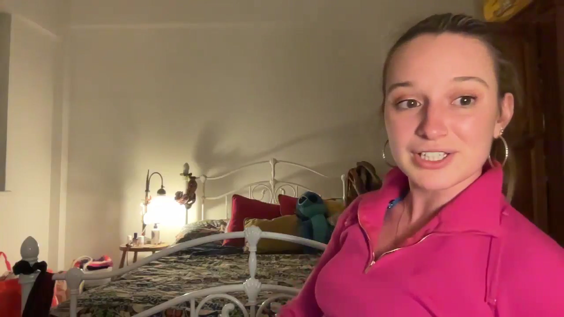 Gallery image thumbnail from RosieeSunday's myfreecams stream on, 05/16/2024, 23:19 image 4 of 20