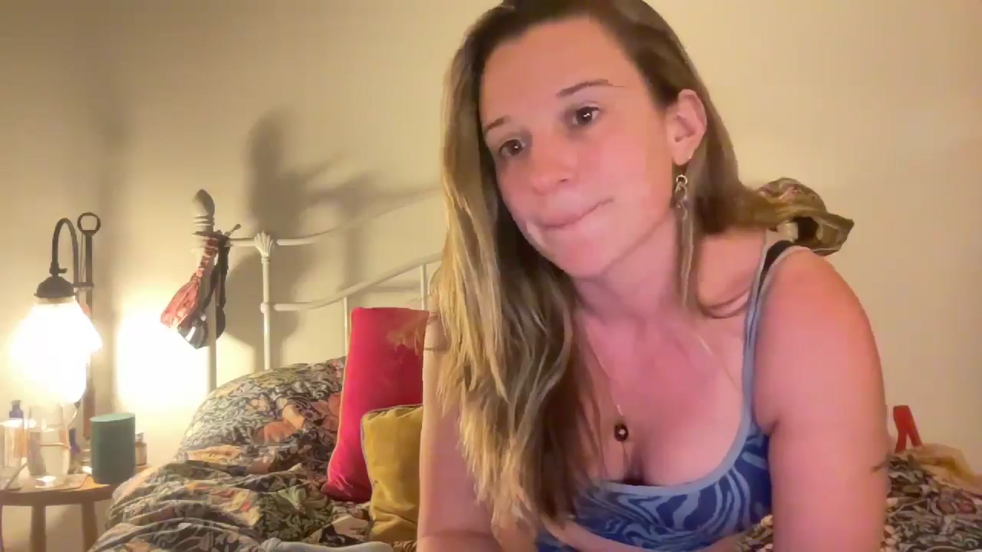 Gallery image thumbnail from RosieeSunday's myfreecams stream on, 07/01/2024, 22:54 image 3 of 20