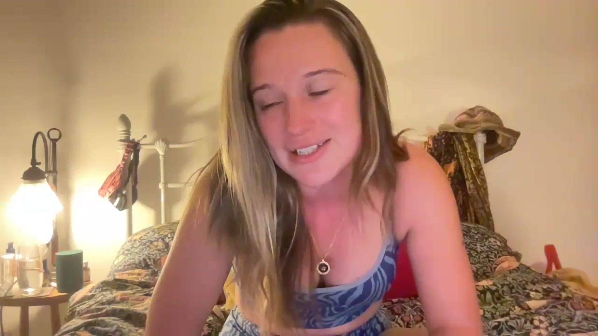 Gallery image thumbnail from RosieeSunday's myfreecams stream on, 07/01/2024, 22:54 image 5 of 20