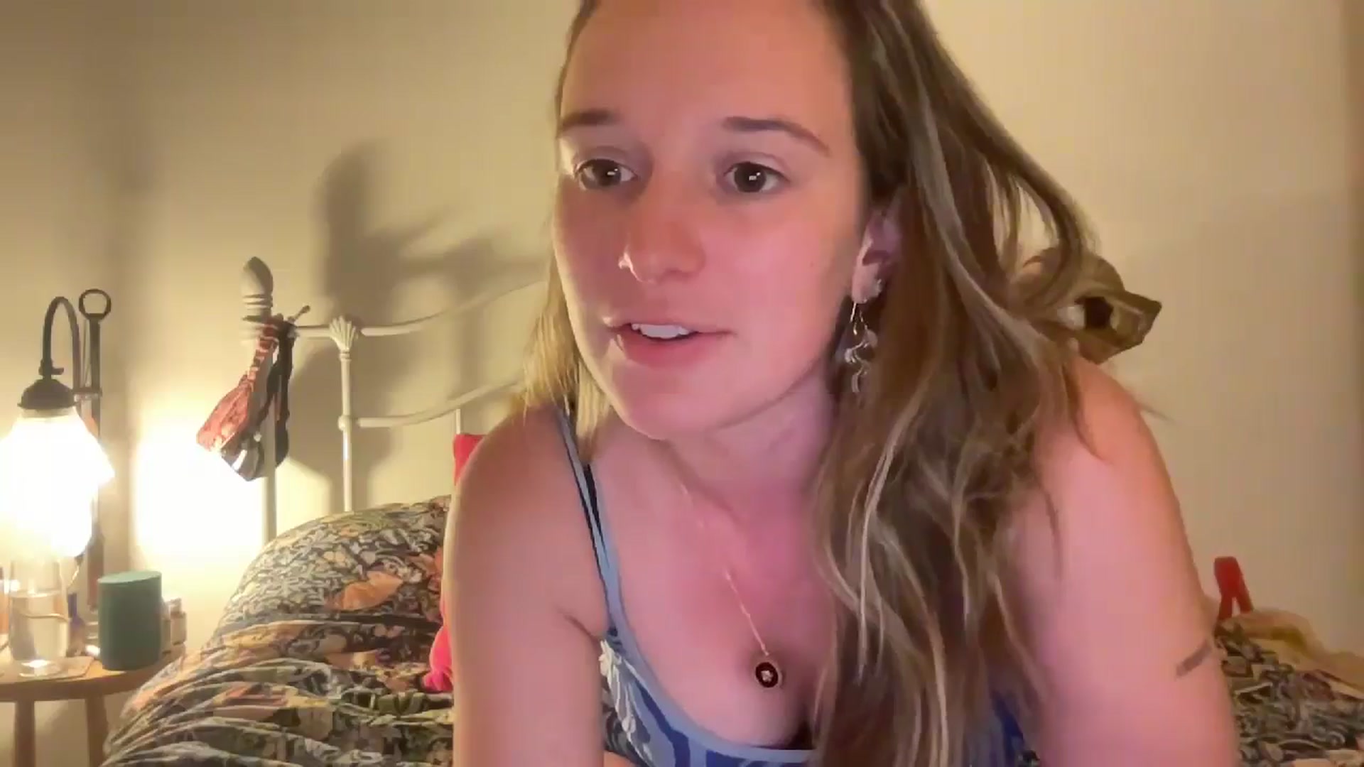 Gallery image thumbnail from RosieeSunday's myfreecams stream on, 07/01/2024, 22:54 image 10 of 20
