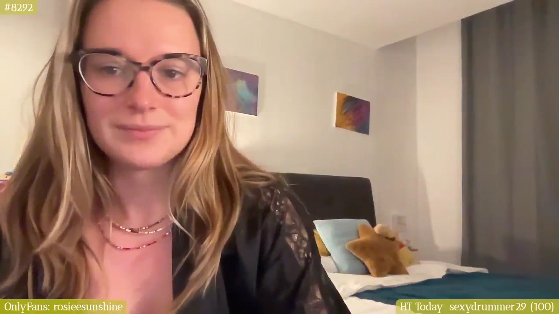 Gallery image thumbnail from RosieeSunday's myfreecams stream on, 01/13/2025, 20:14 image 8 of 20
