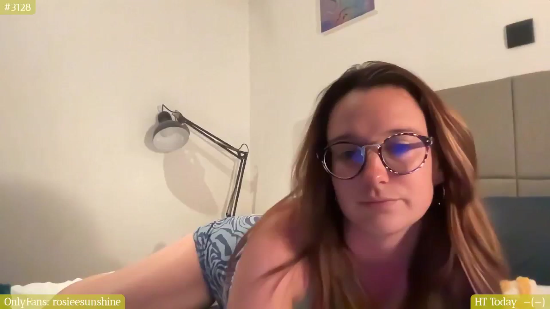 Gallery image thumbnail from RosieeSunday's myfreecams stream on, 04/24/2025, 21:12 image 3 of 20