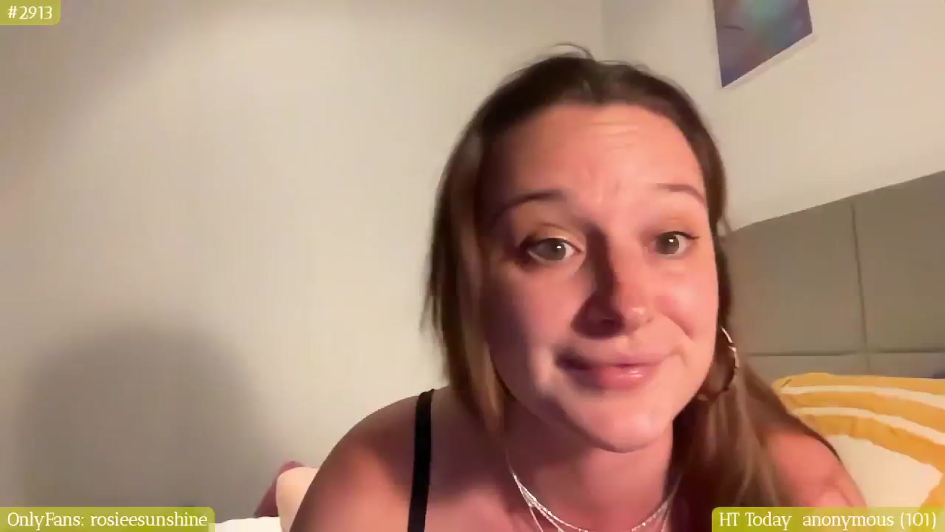 Gallery image thumbnail from RosieeSunday's myfreecams stream on, 04/27/2025, 24:04 image 6 of 20