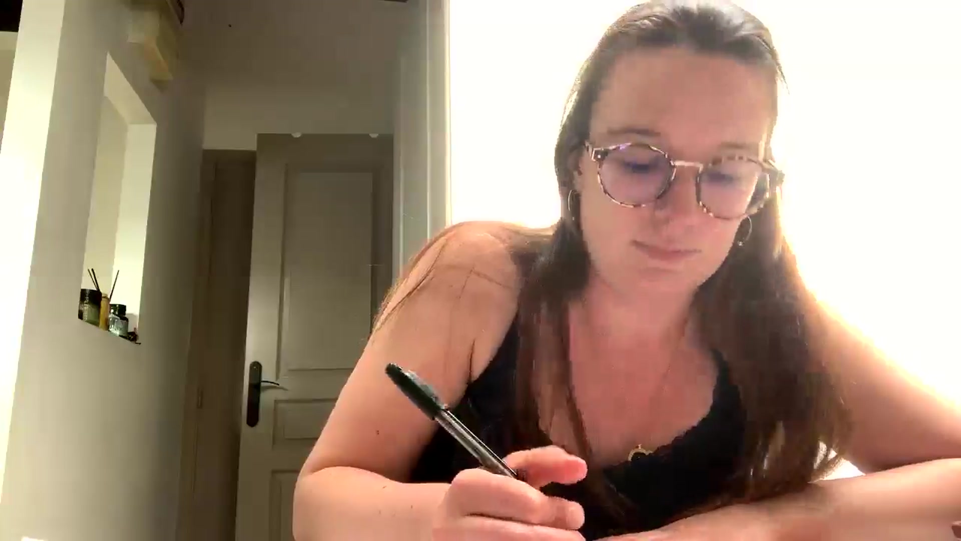 Gallery image thumbnail from RosieeSunday's myfreecams stream on, 04/27/2025, 16:00 image 17 of 20