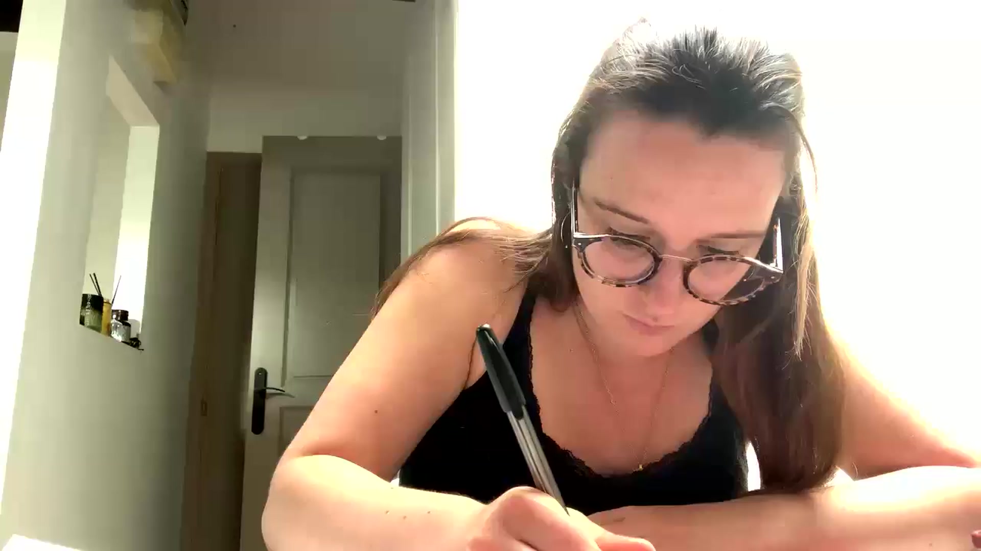 Gallery image thumbnail from RosieeSunday's myfreecams stream on, 04/27/2025, 16:00 image 15 of 20