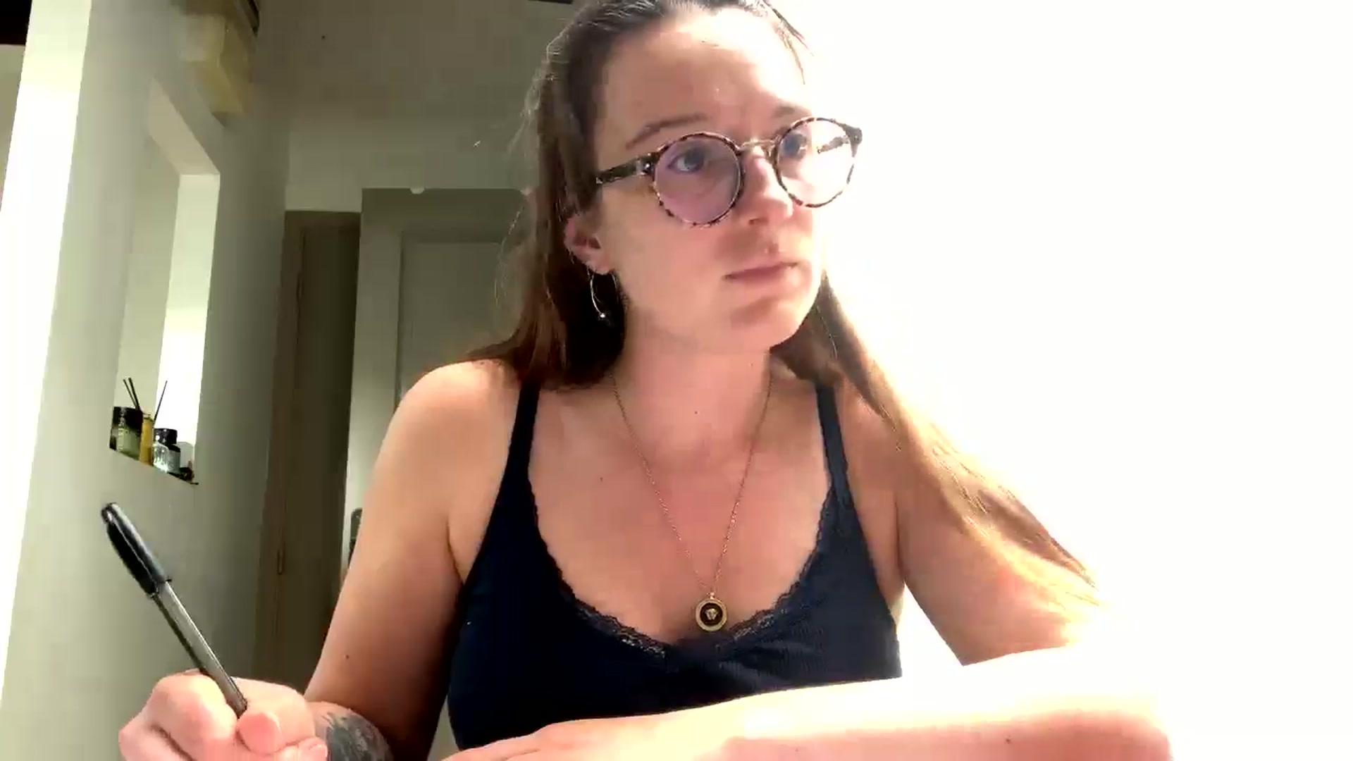 Gallery image thumbnail from RosieeSunday's myfreecams stream on, 04/27/2025, 16:00 image 11 of 20