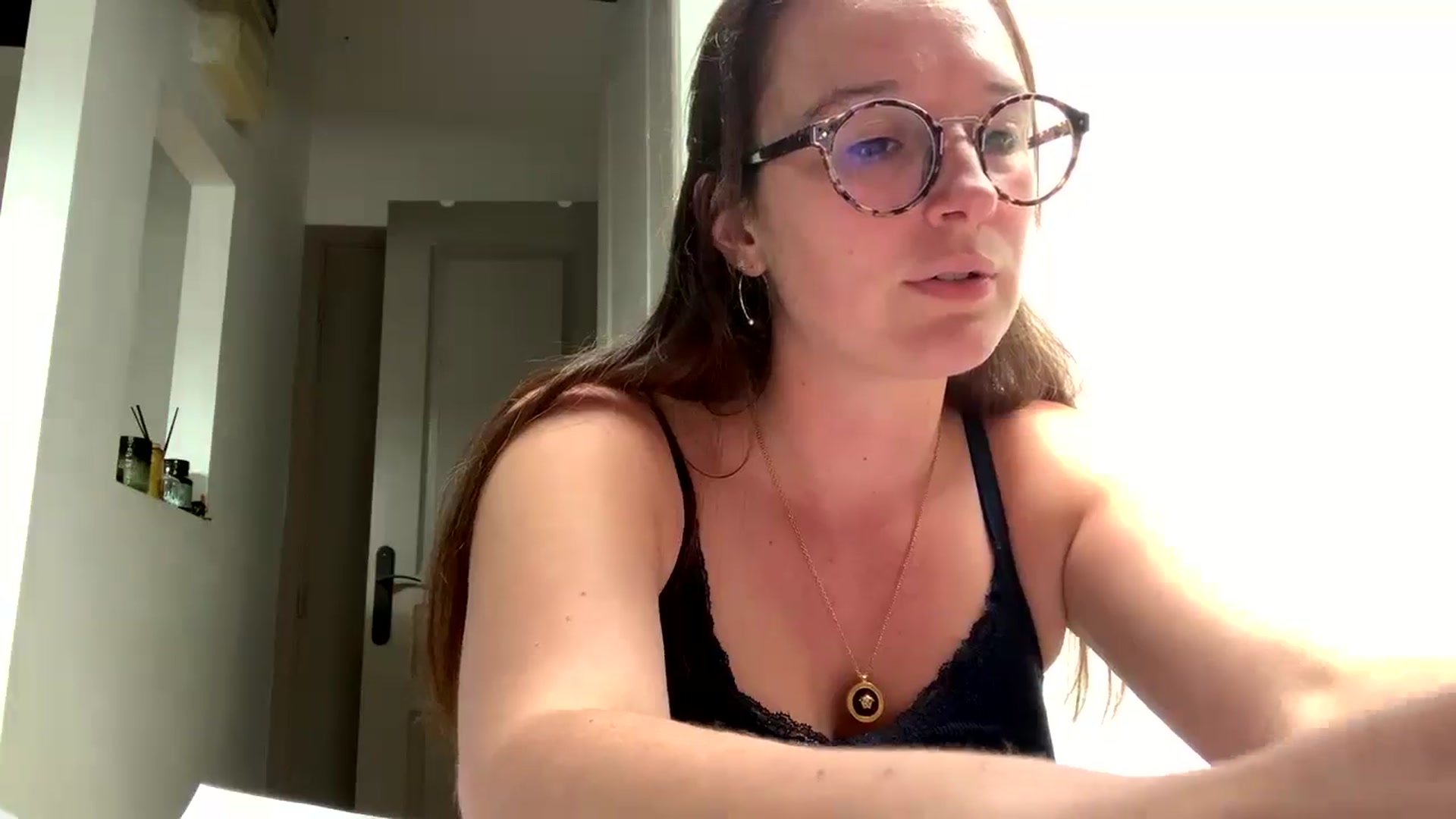 Gallery image thumbnail from RosieeSunday's myfreecams stream on, 04/27/2025, 16:40 image 2 of 20