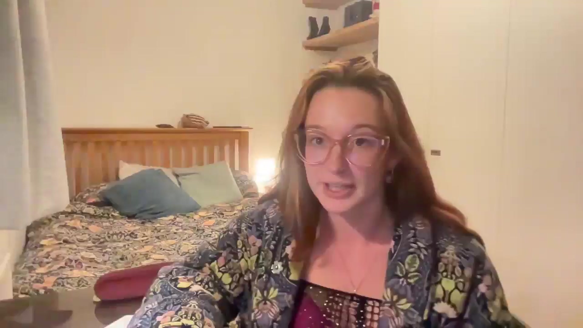 Gallery image thumbnail from RosieeSunday's myfreecams stream on, 11/24/2025, 22:20 image 1 of 20