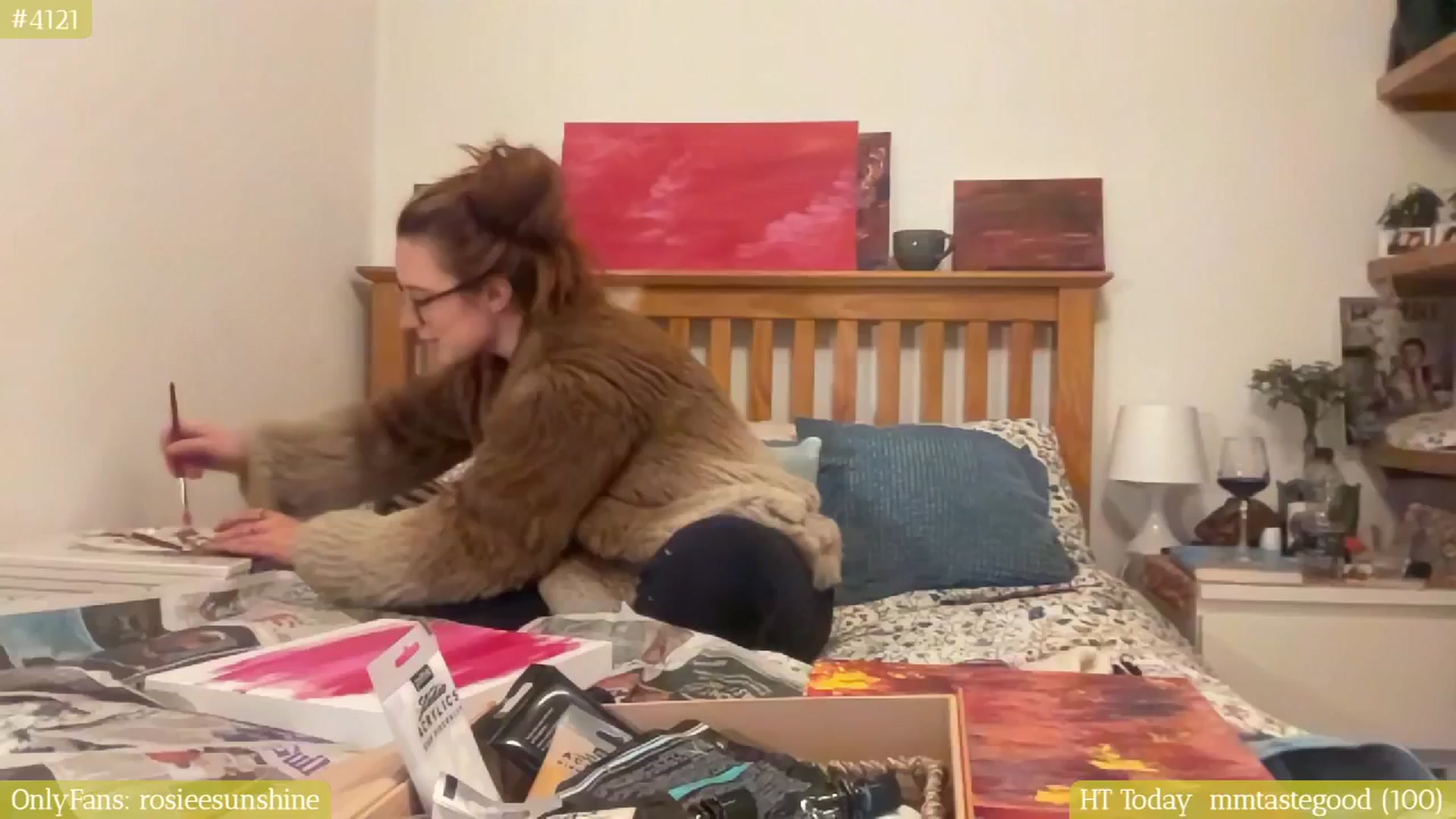 Gallery image thumbnail from RosieeSunday's myfreecams stream on, 12/15/2025, 23:12 image 6 of 20