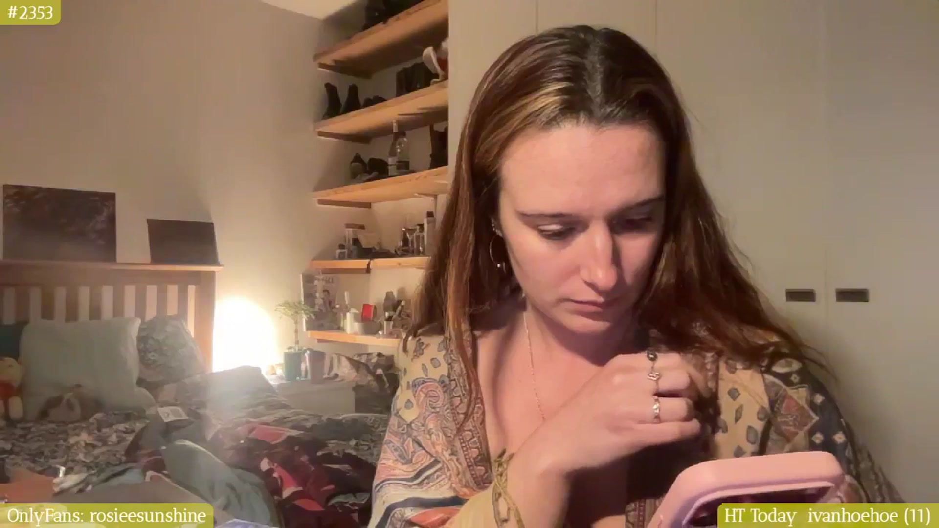 Gallery image thumbnail from RosieeSunday's myfreecams stream on, 12/18/2025, 21:40 image 6 of 20