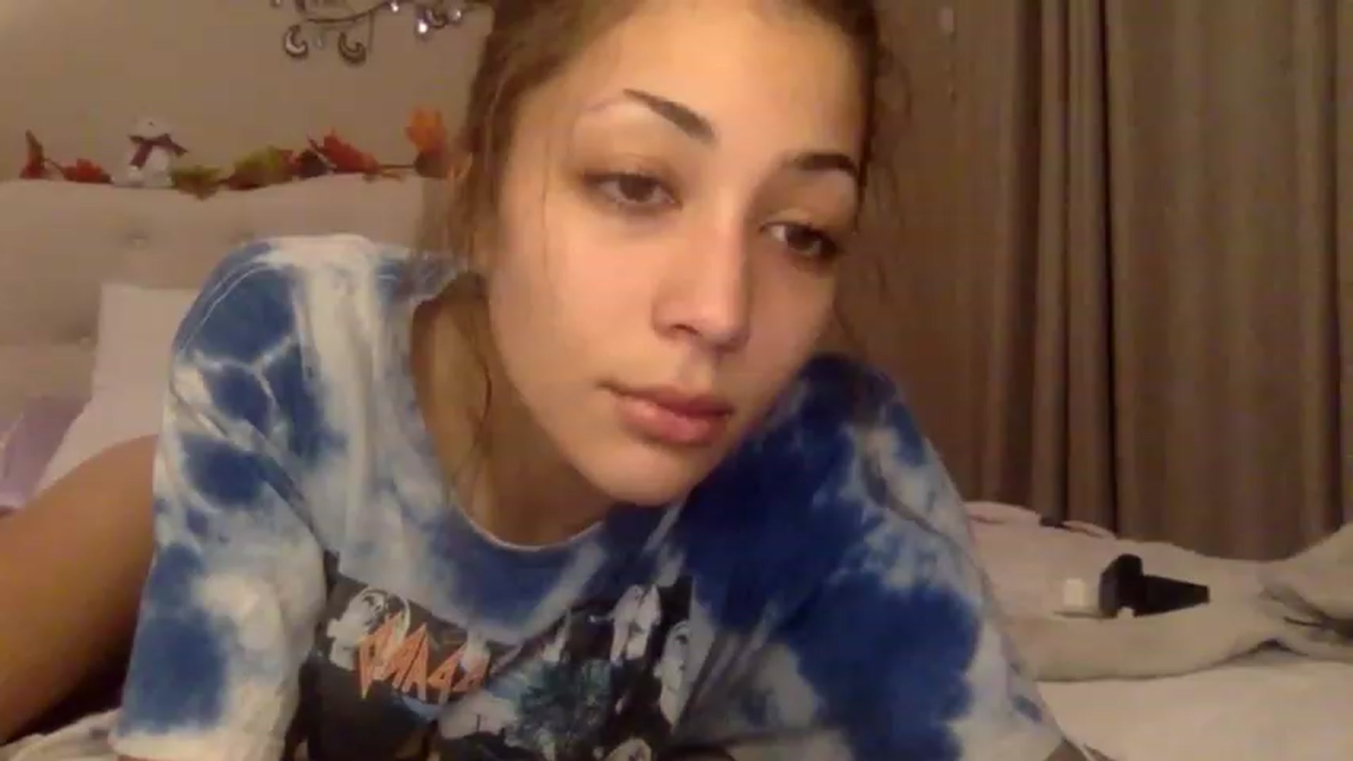 Gallery image thumbnail from Rosiexluv22's myfreecams stream on, 12/27/2022, 09:00 image 1 of 20
