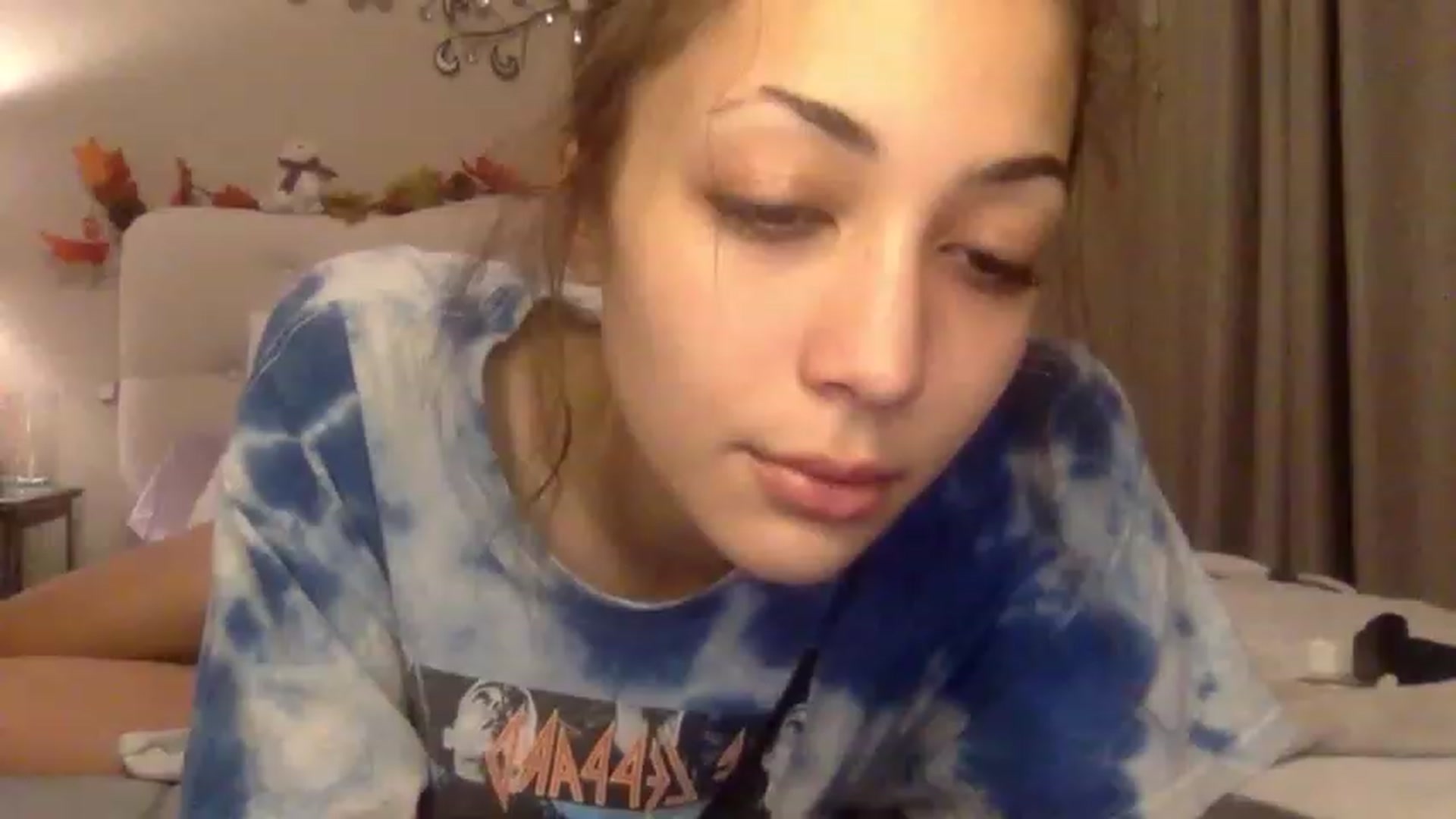 Gallery image thumbnail from Rosiexluv22's myfreecams stream on, 12/27/2022, 09:00 image 9 of 20
